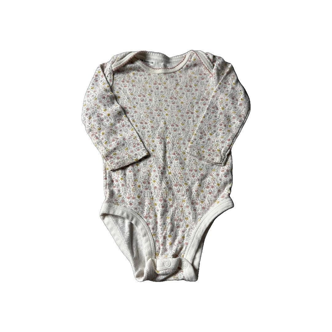 Carters Girls White | pink Onesie Size: 6-9 months White | pink