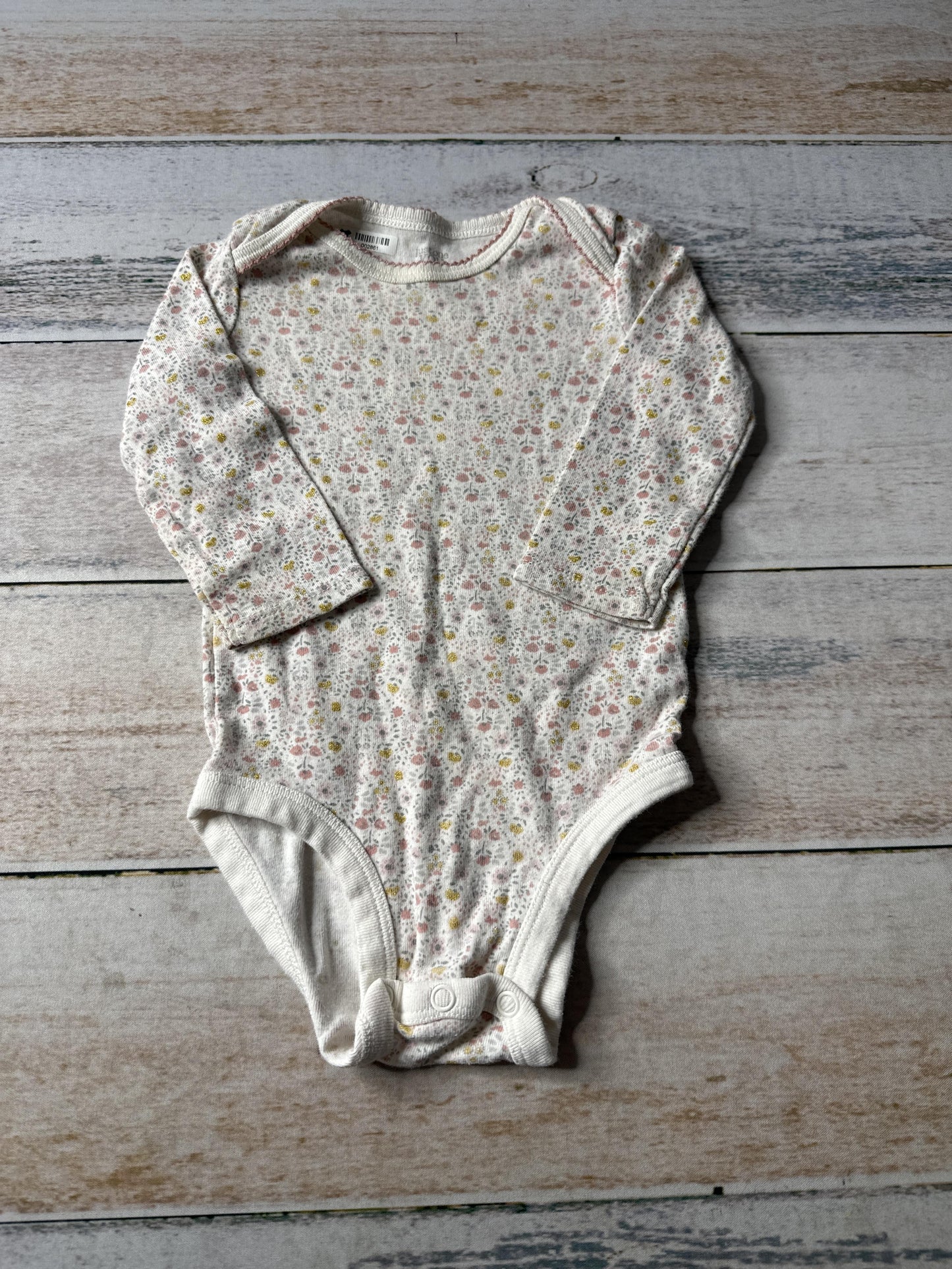 Carters Girls White | pink Onesie Size: 6-9 months White | pink