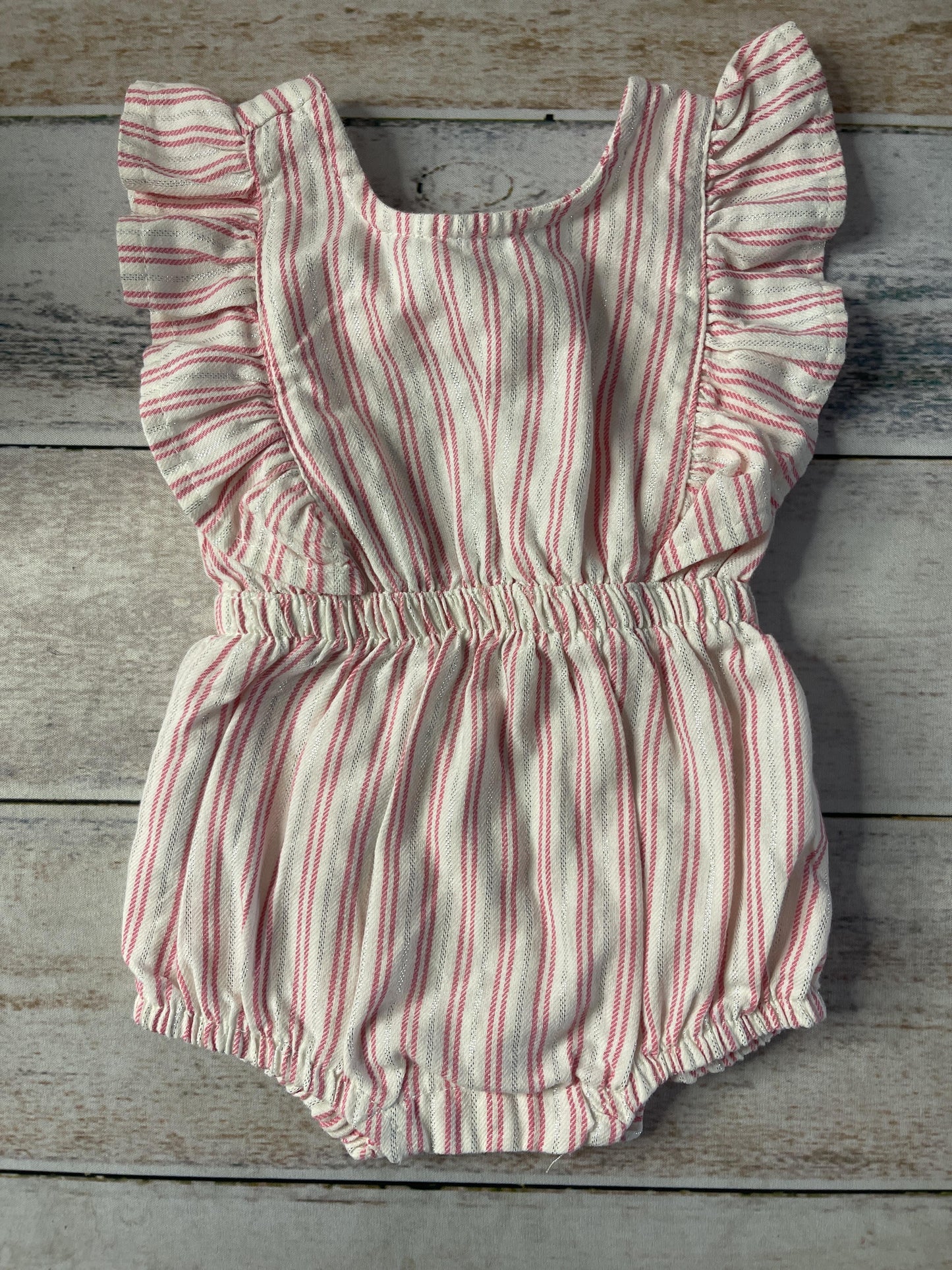 Jessica Simpson Girls White | pink Jumper Size: 3-6 months White | pink