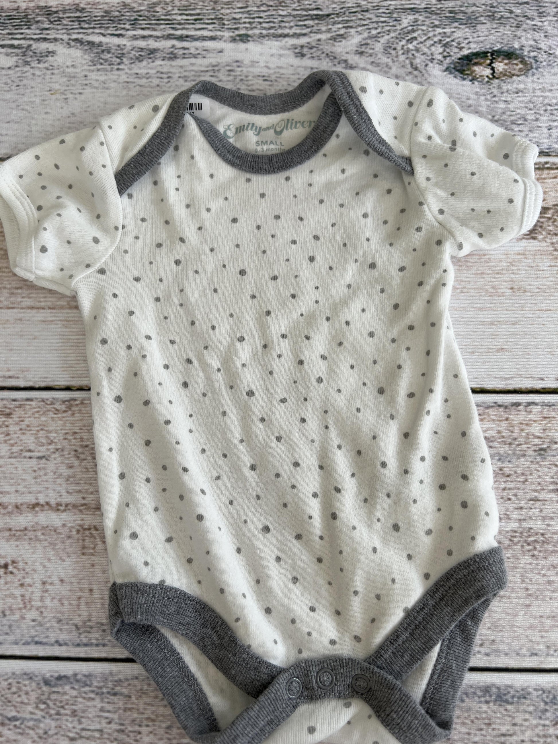 Emily and Oliver Boys White | polka dot | Grey Onesie Size: 0-3 months White | polka dot | Grey
