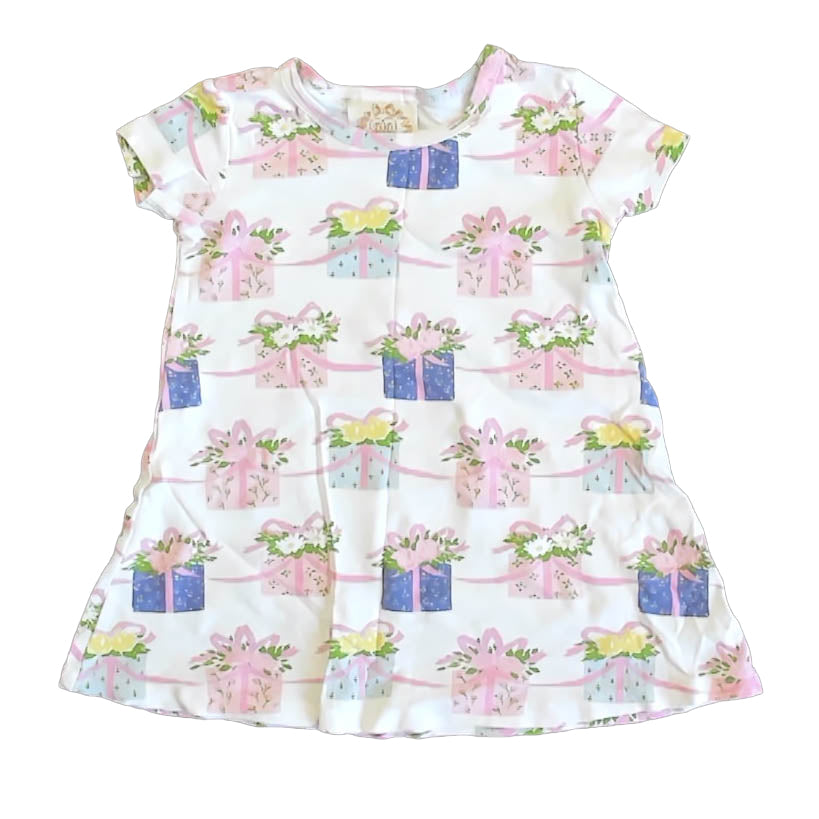 Beaufort Bonnet Co. Girls White Presents Dress Size: 2T White Presents