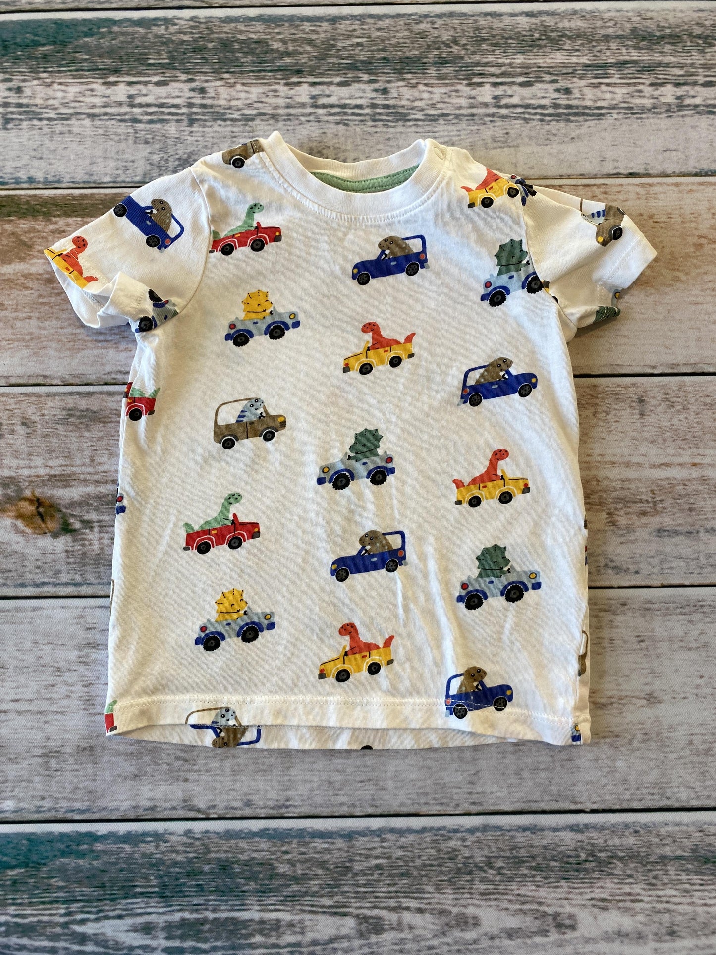 H&M Boys White | Rainbow | Dinosaur | Car T-Shirt Size: 9-12 Months White | Rainbow | Dinosaur | Car