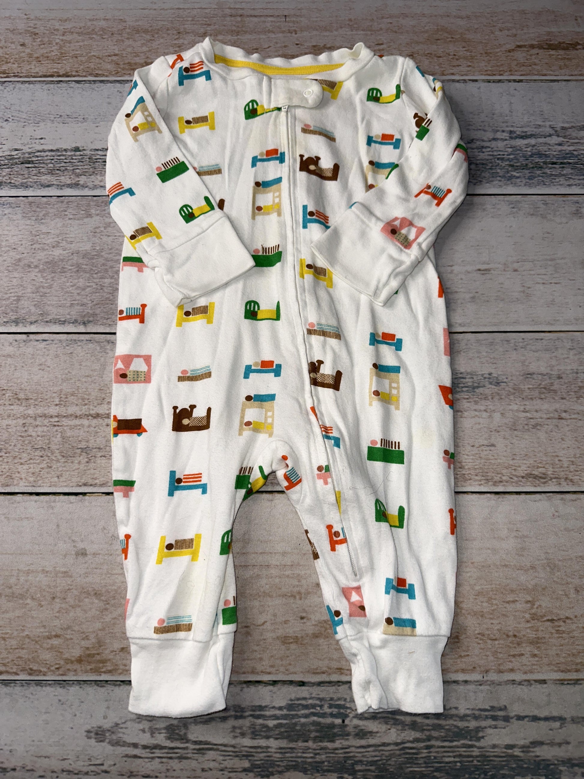 Christian Robinson Unisex White | Rainbow Pajamas Size: 3-6 months White | Rainbow