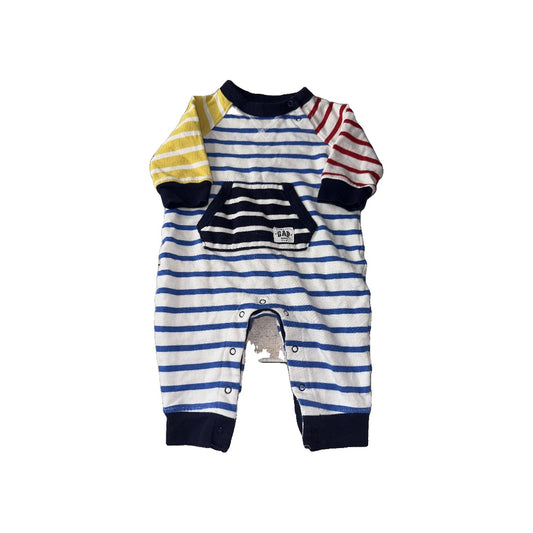 Gap Boys White | Red | Yellow | Blue | Striped Long Sleeve Outfit Size: 3-6 months White | Red | Yellow | Blue | Striped