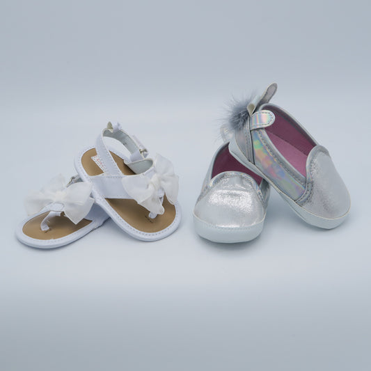 Laura Ashley Girls White | Silver Shoes Size: 2-3 Infant White | Silver