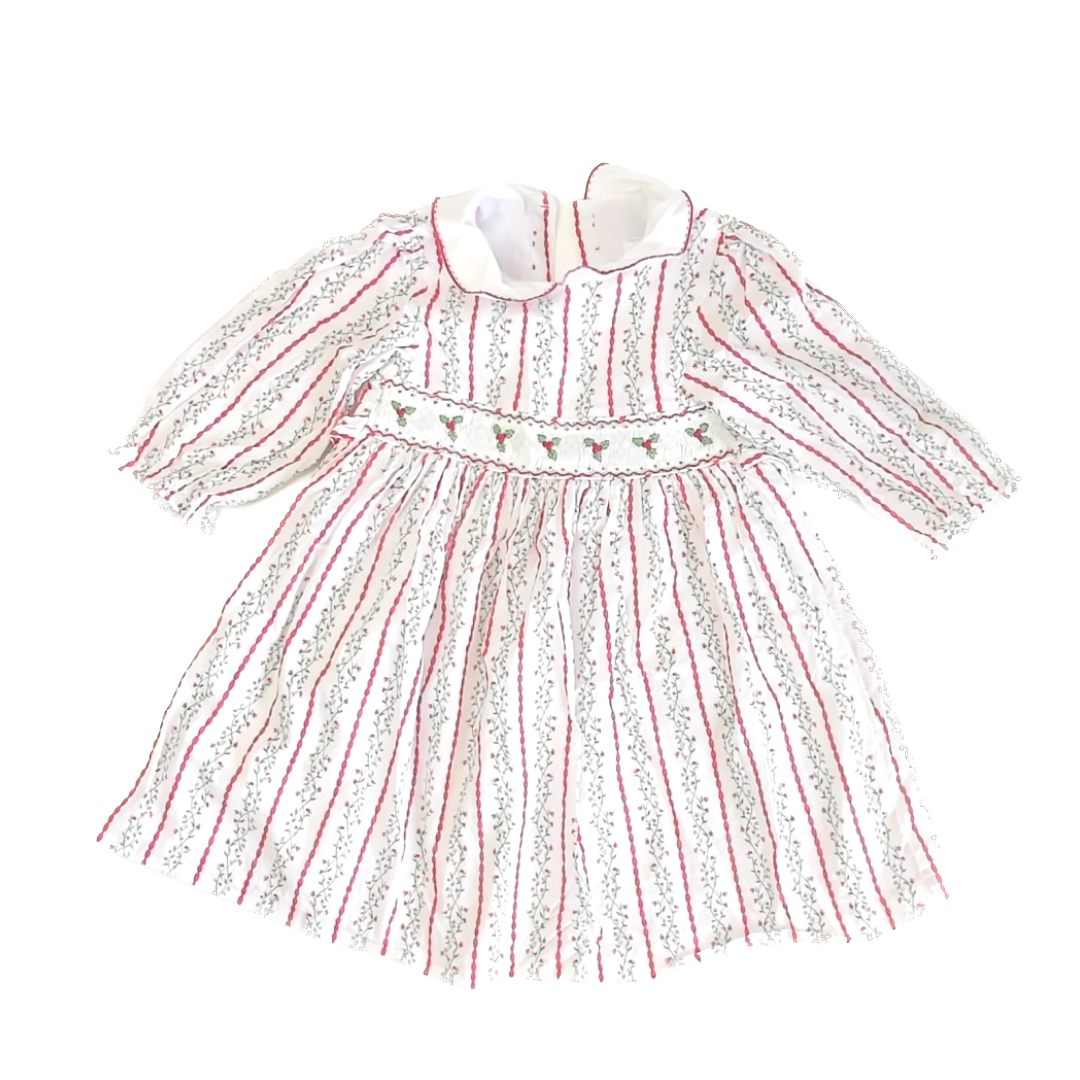 Edgehill Collection Girls White Smocked Special Occasion Dress Size: 5T White Smocked