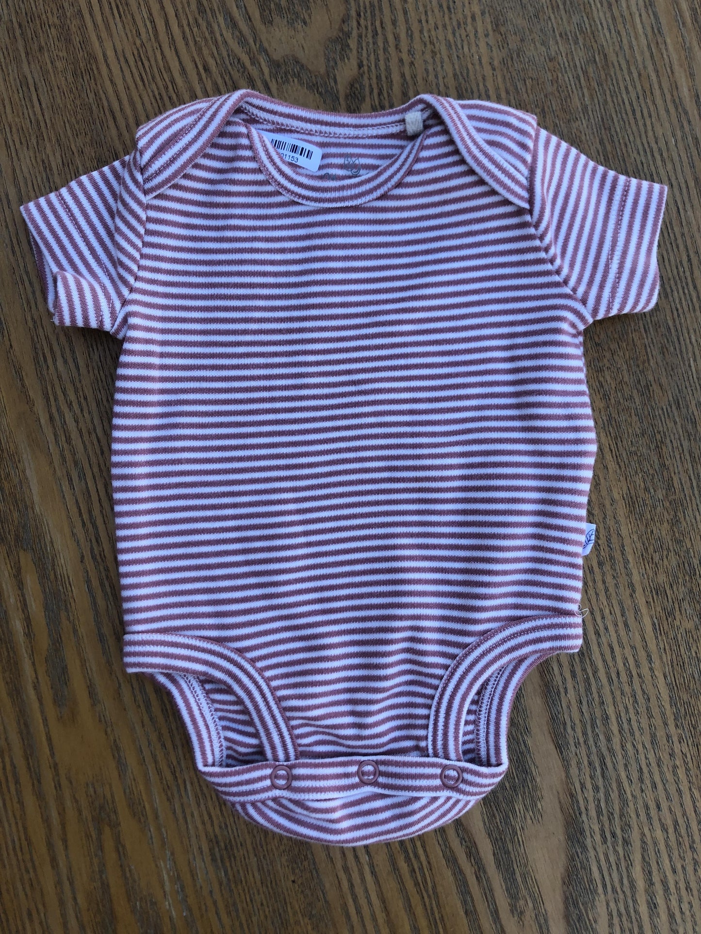 Oliver & Rain Girls White | Striped | pink Onesie Size: Newborn White | Striped | pink