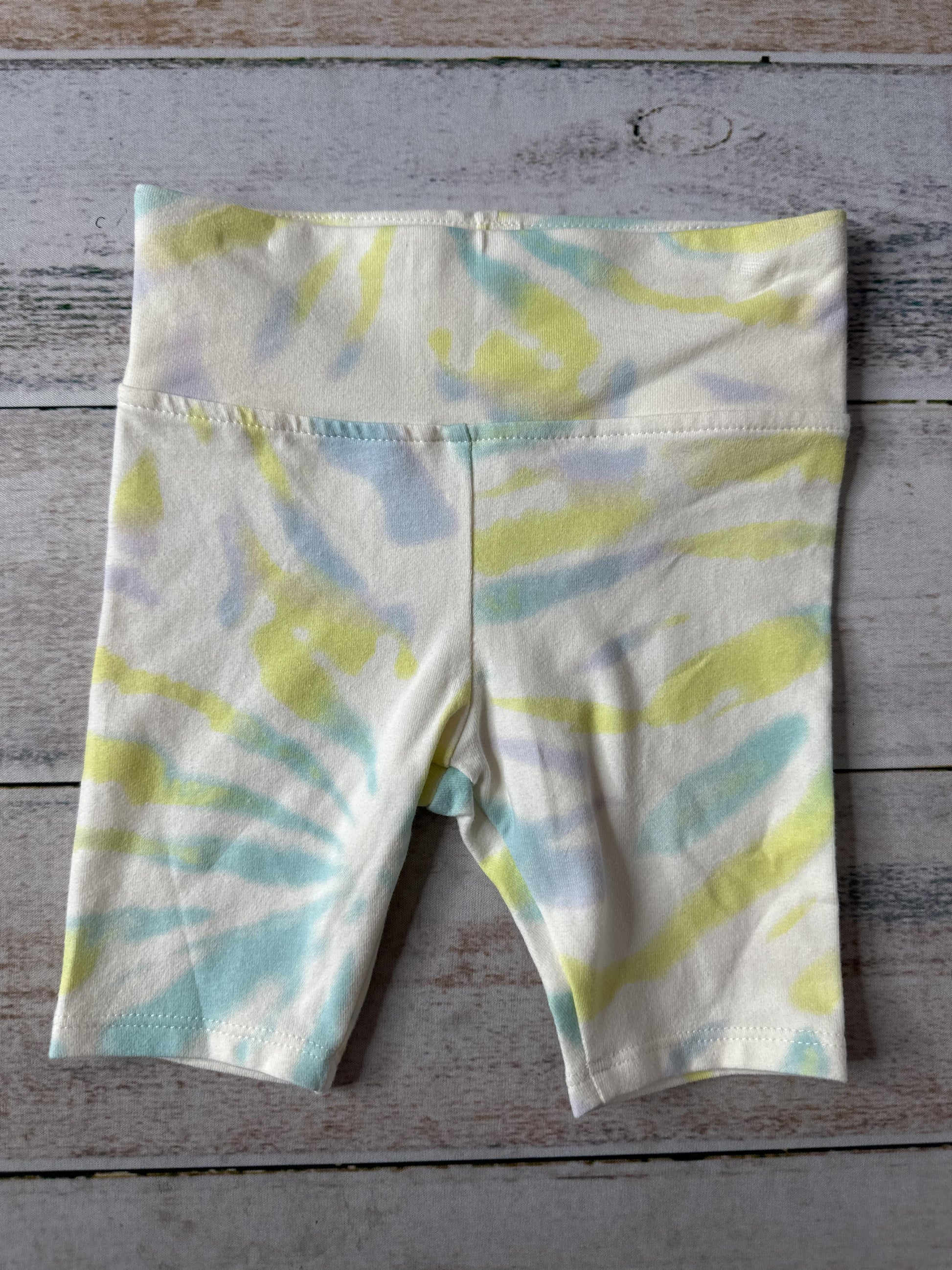 Grayson mini Unisex White | Tie Dye Shorts Size: 3T White | Tie Dye