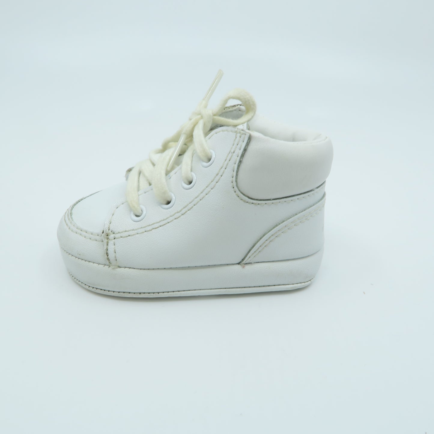 Unknown Brand Girls White with Laces Sneakers Size: 1 Infant White with Laces