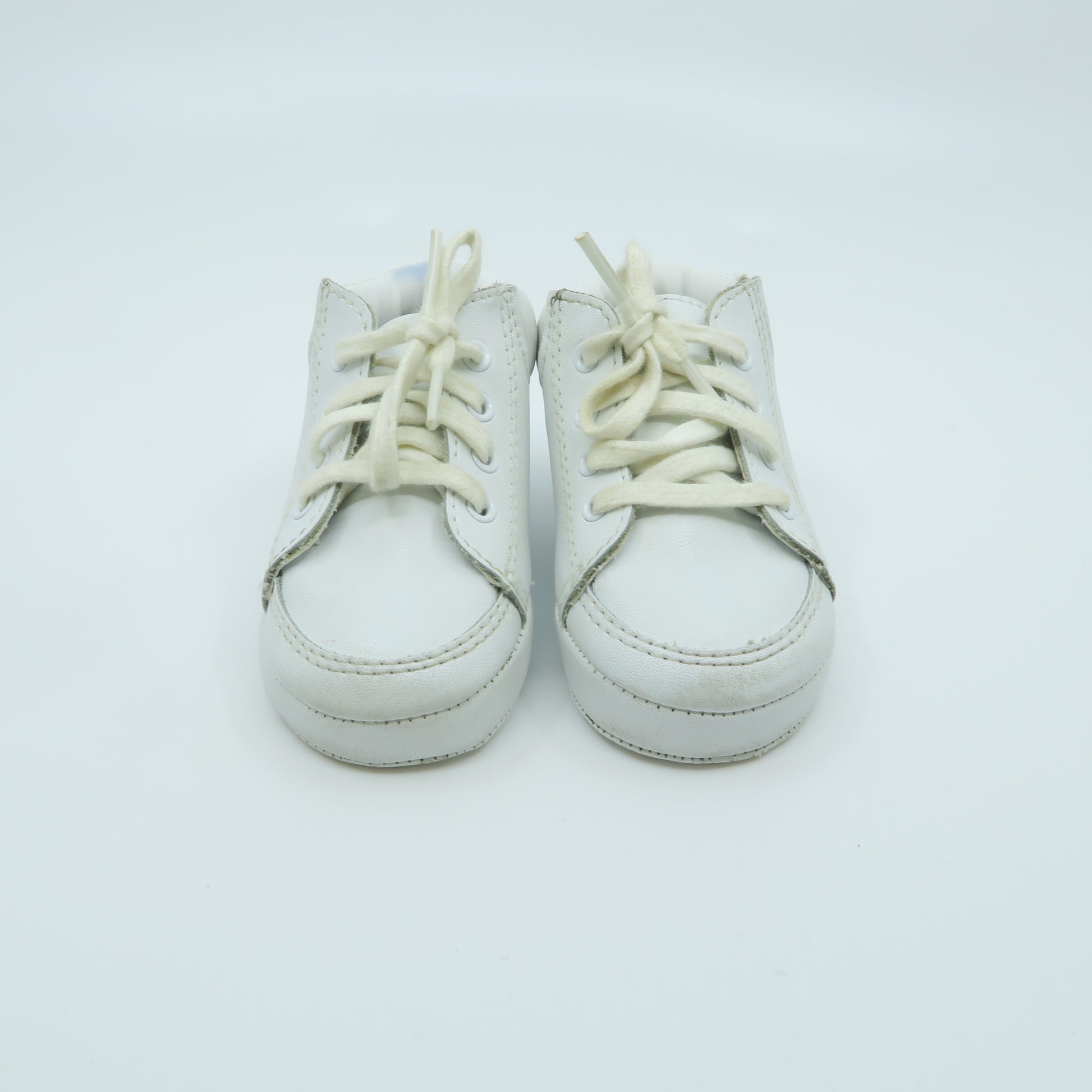 Unknown Brand Girls White with Laces Sneakers Size: 1 Infant White with Laces