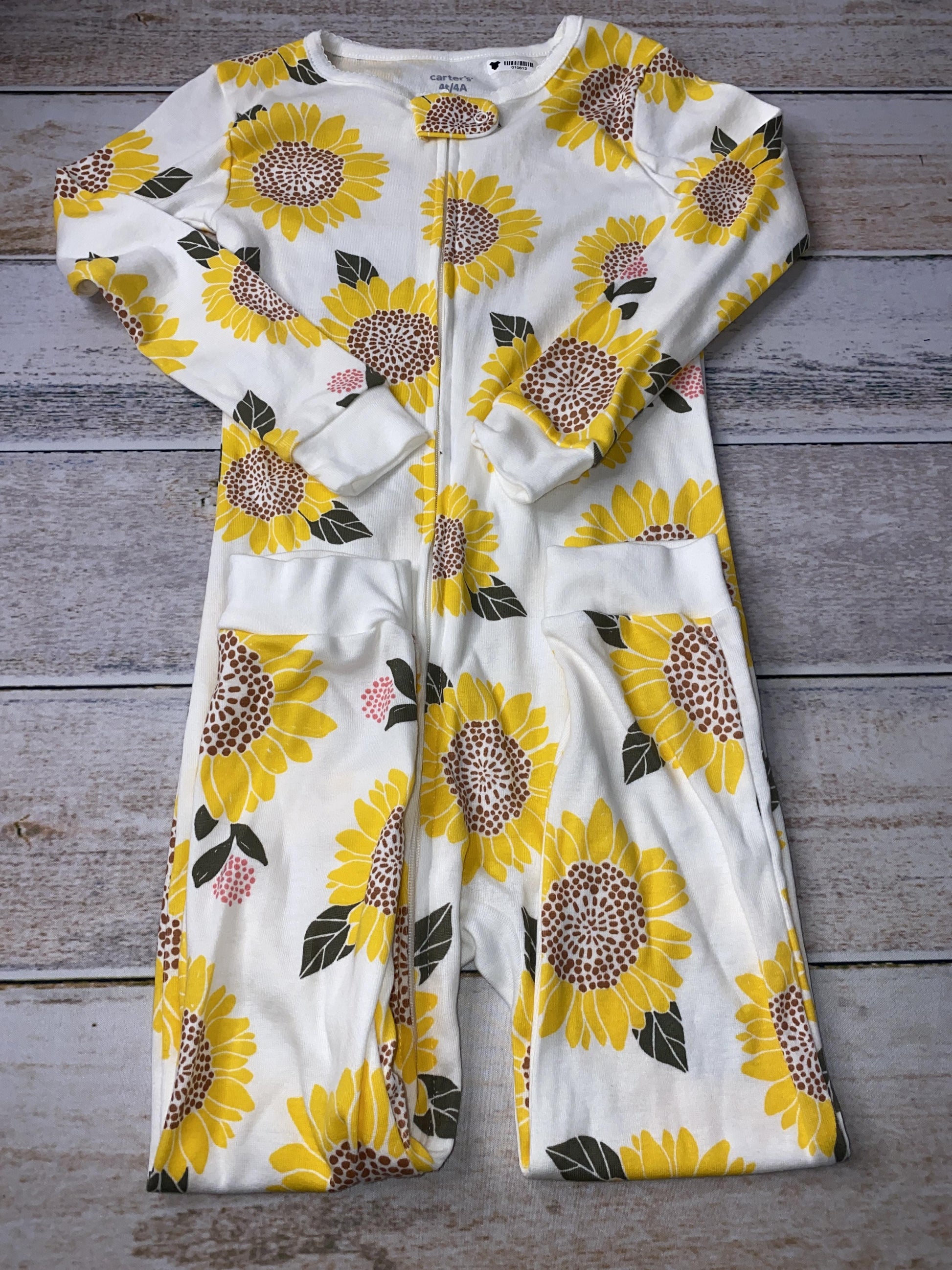 Carters Girls White | Yellow | Flowers Pajamas Size: 4T White | Yellow | Flowers