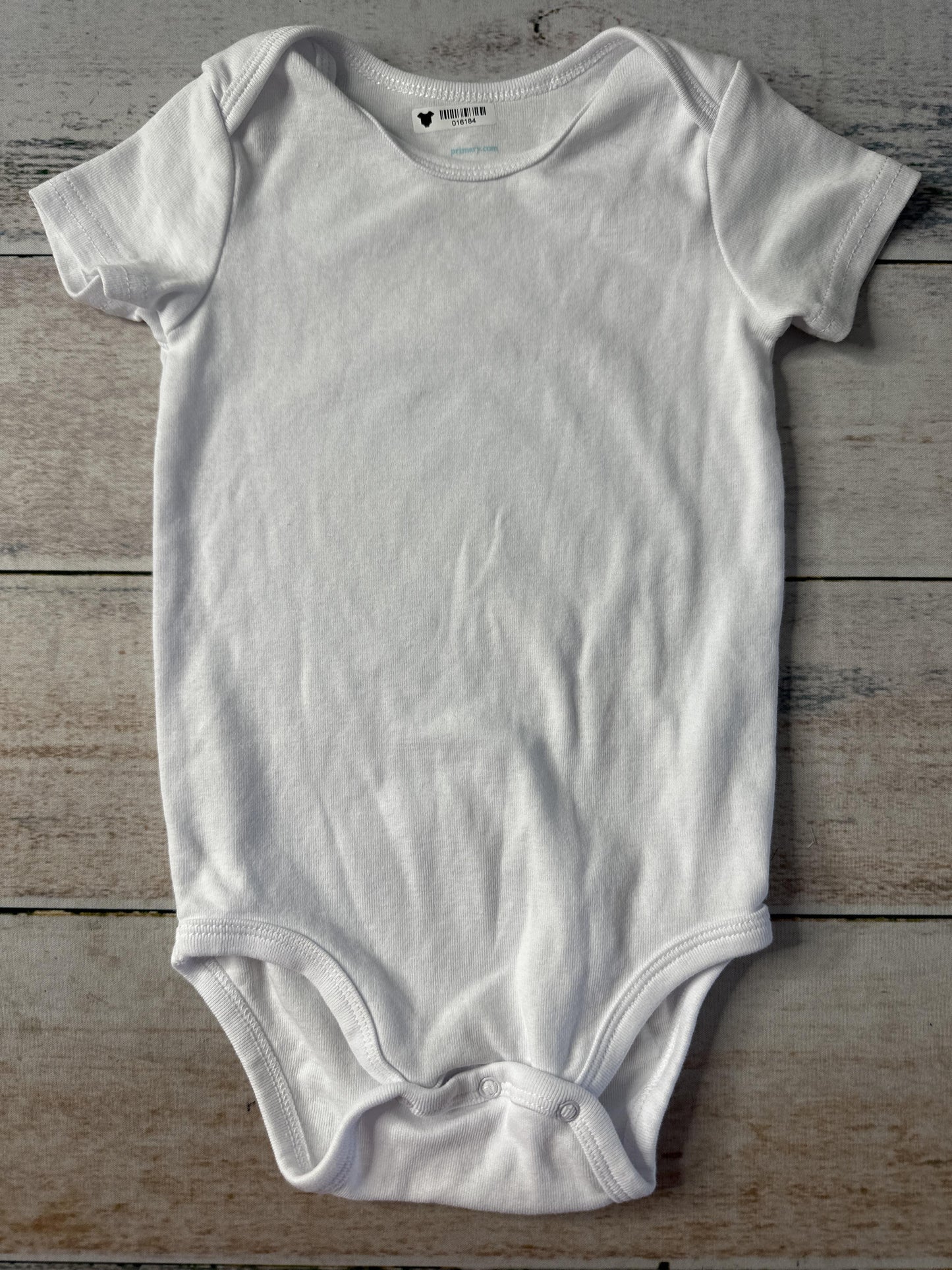Primary Unisex White Onesie Size: 12-18 months White