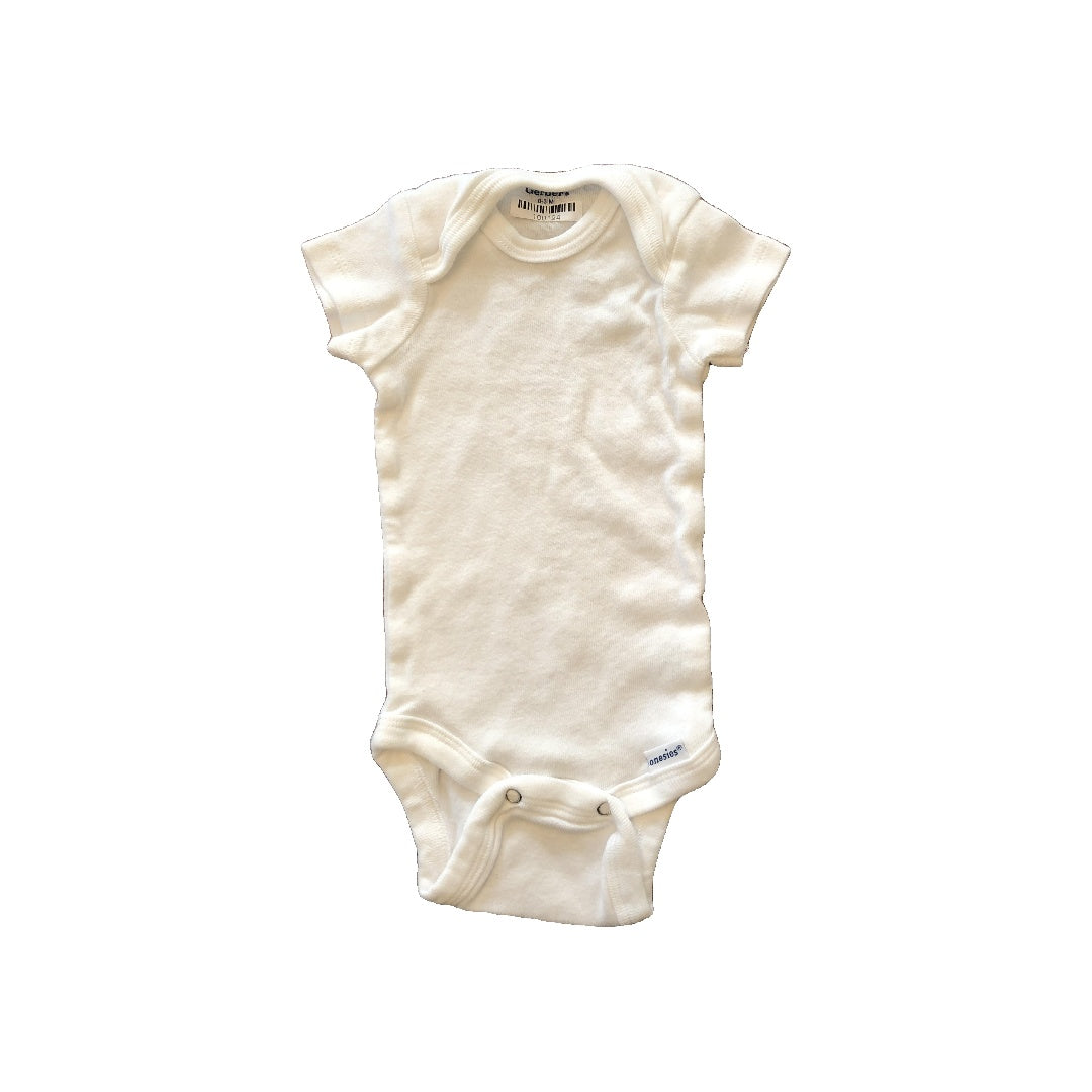 Gerber orgs Girls White Onesie Size: 0-3 months White