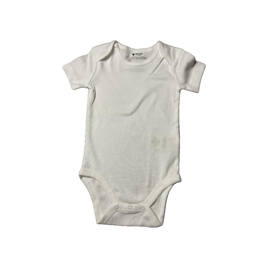 Mac & Moon Unisex White Onesie Size: 12 months White