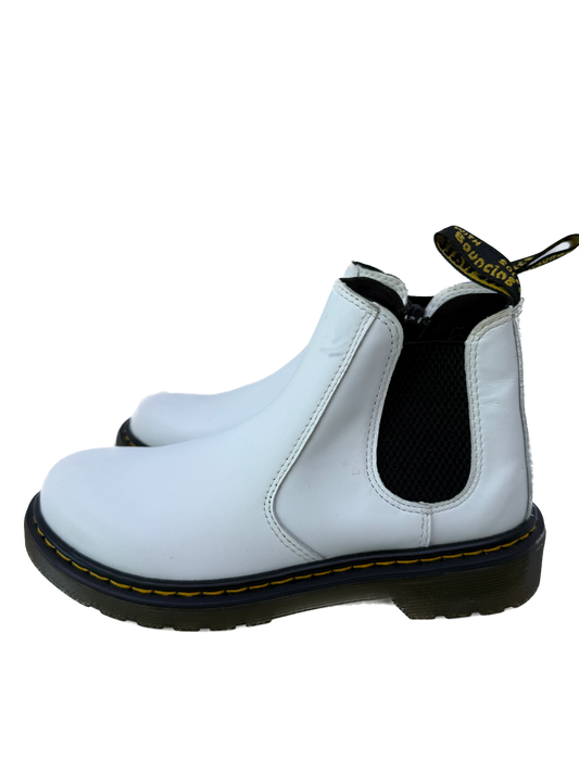 Dr Martens Girls White Boots Size: Youth 2 White