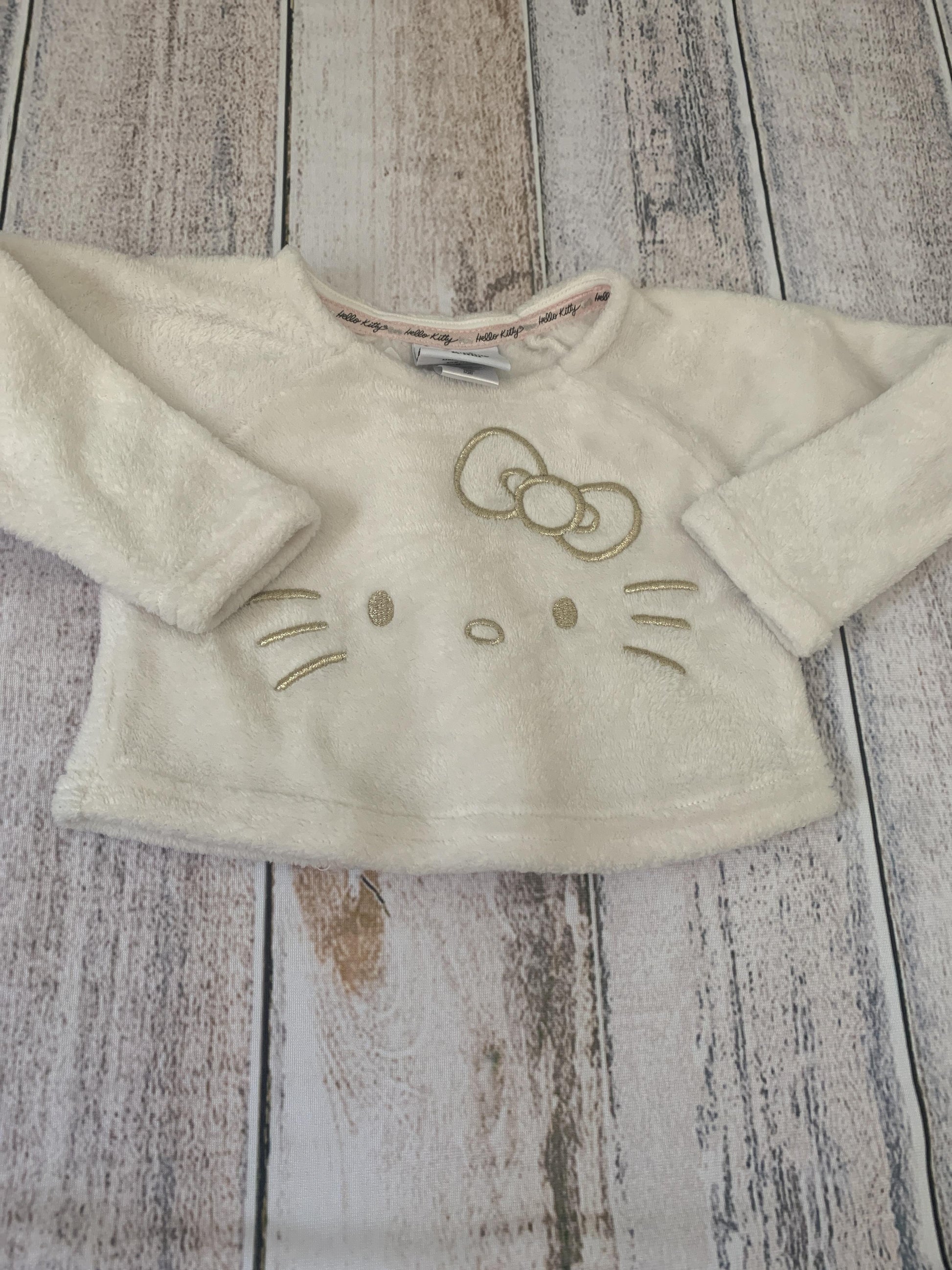 Hello Kitty Girls White Sweater Size: 2T White