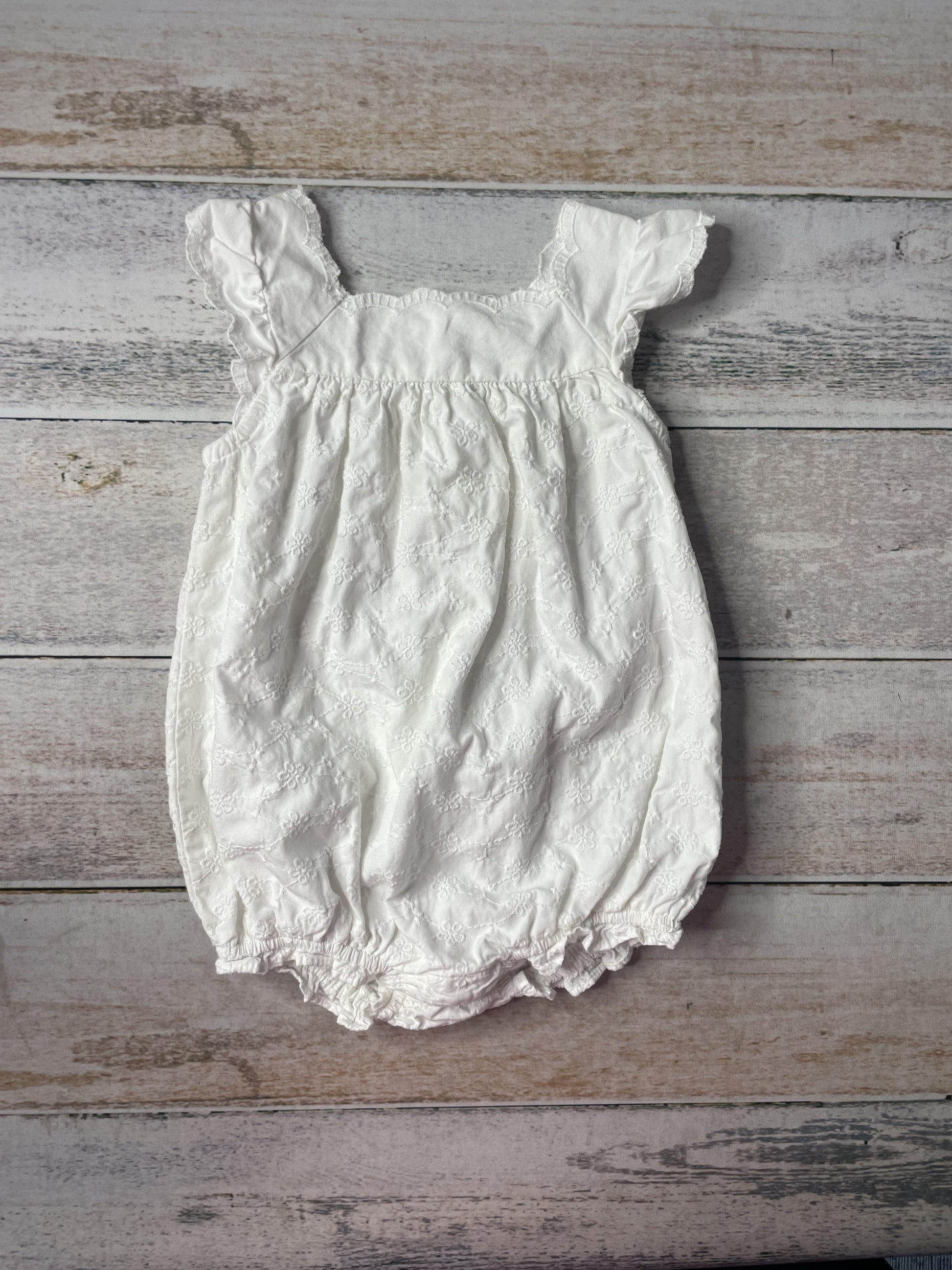 Old Navy Girls White Romper Size: 12-18 months White