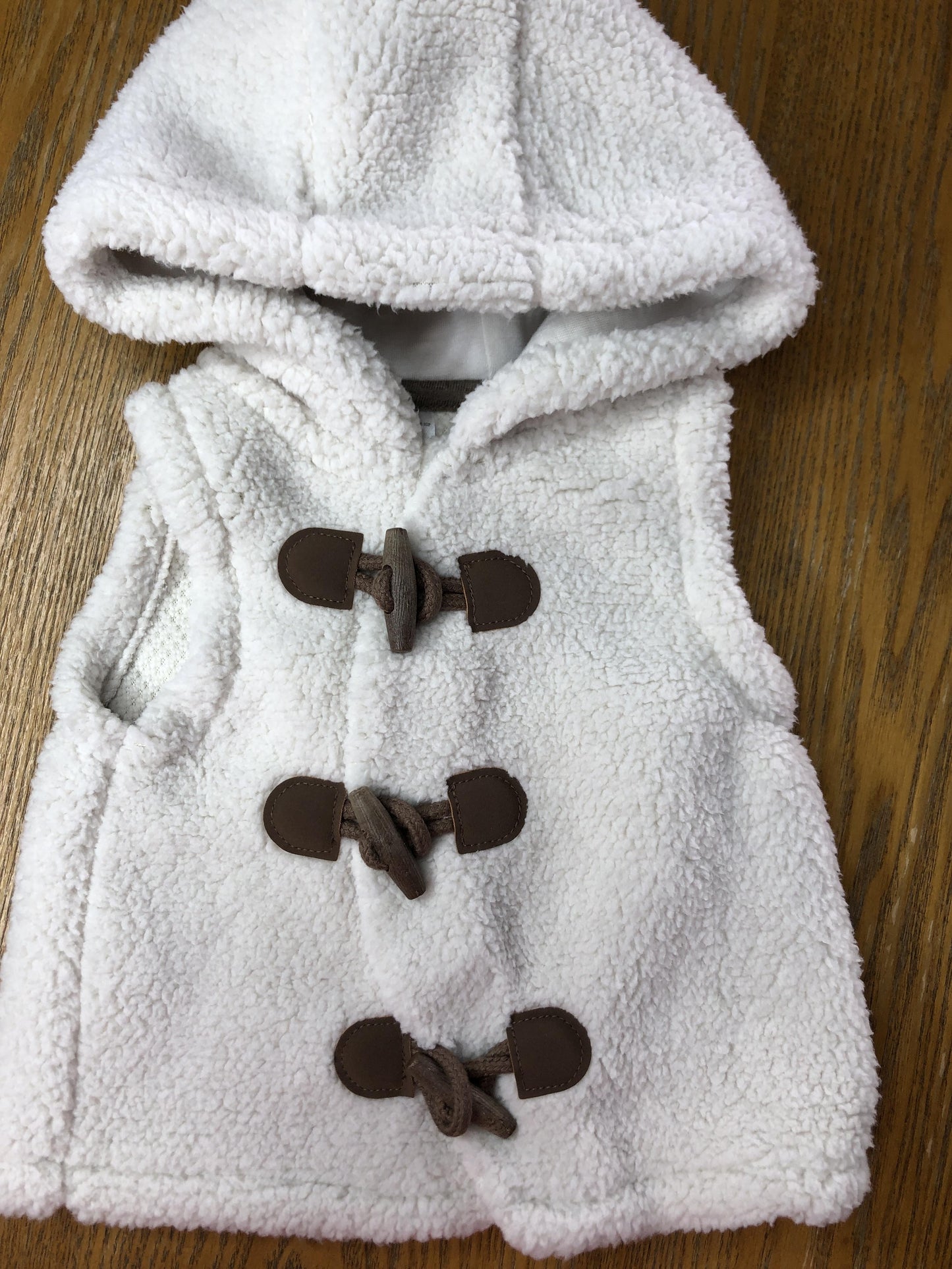 Carters Unisex White Vest Size: 3-6 months White