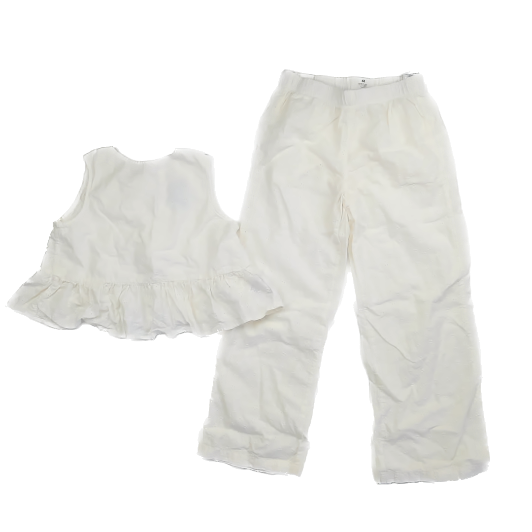 H&M Girls White Apparel Sets Size: 8 Years White