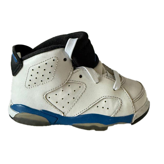 Air Jordan Boys White Sneakers Size: 7 Toddler