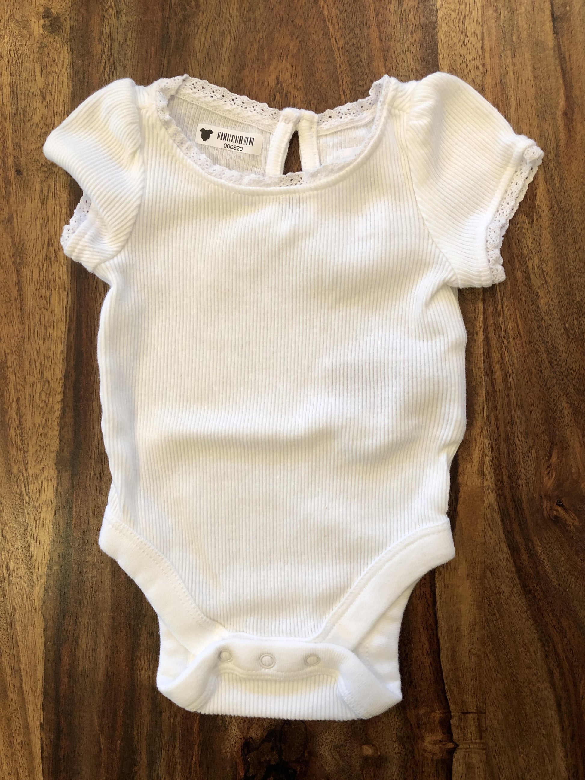 Gap Girls White Onesie Size: Newborn White