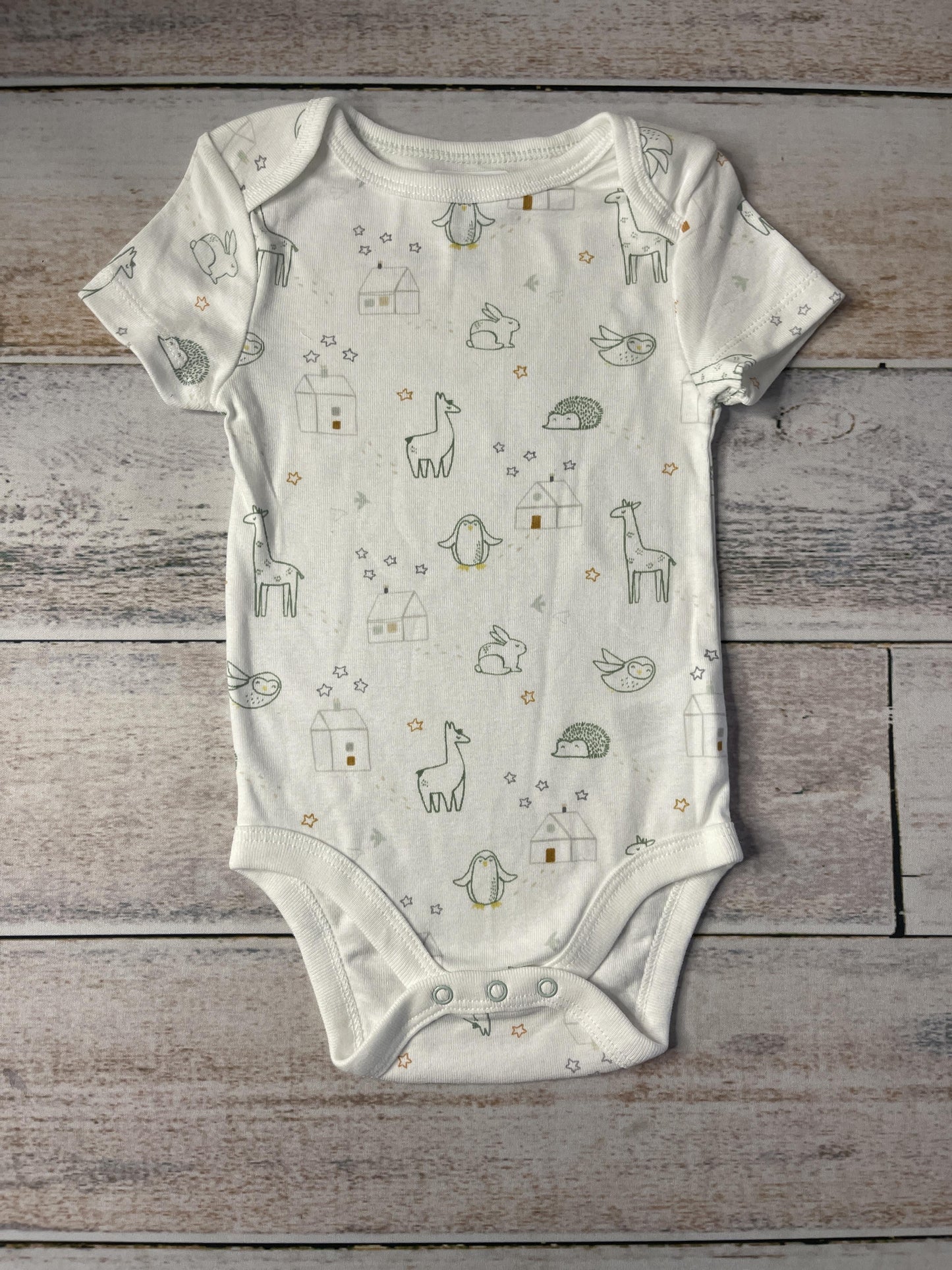 Cloud Island Unisex White Onesie Size: 6-9 months White