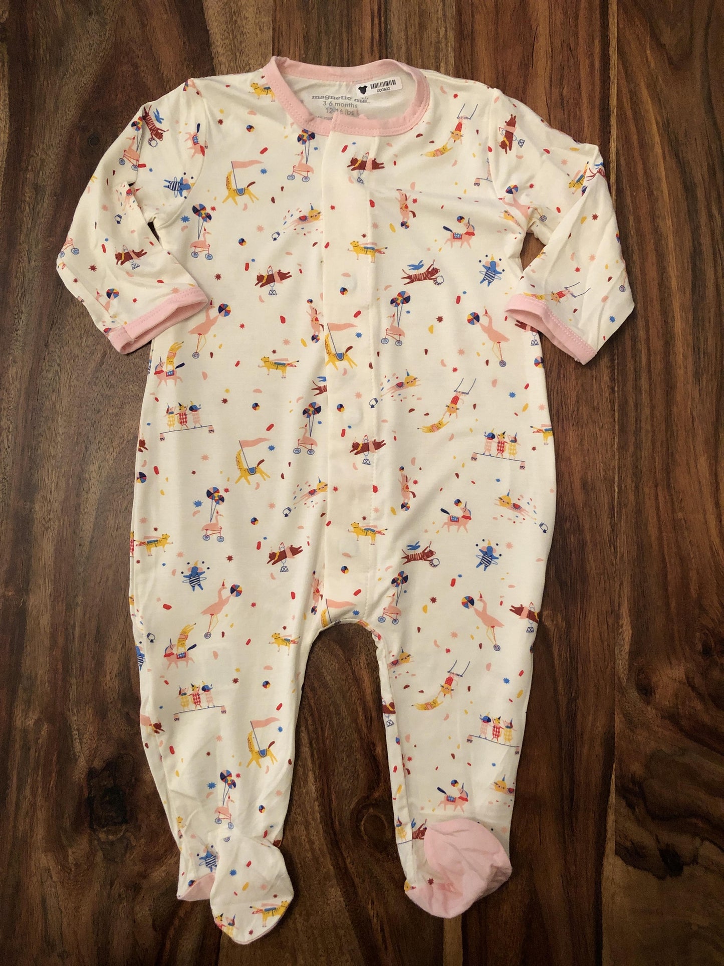 Magnetic Me Girls Wool White | bears | lions Pajamas Size: 3-6 months Wool White | bears | lions
