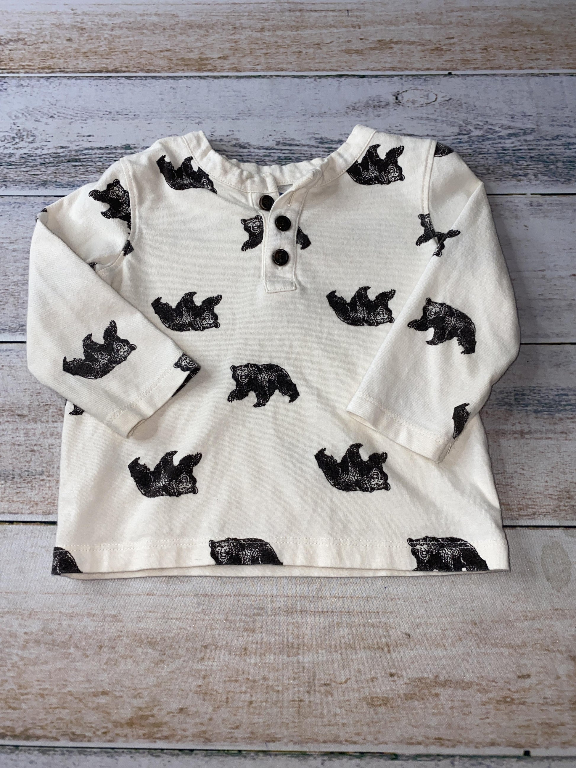 Old Navy Unisex Wool White | Black Long Sleeve T-Shirt Size: 12-18 months Wool White | Black