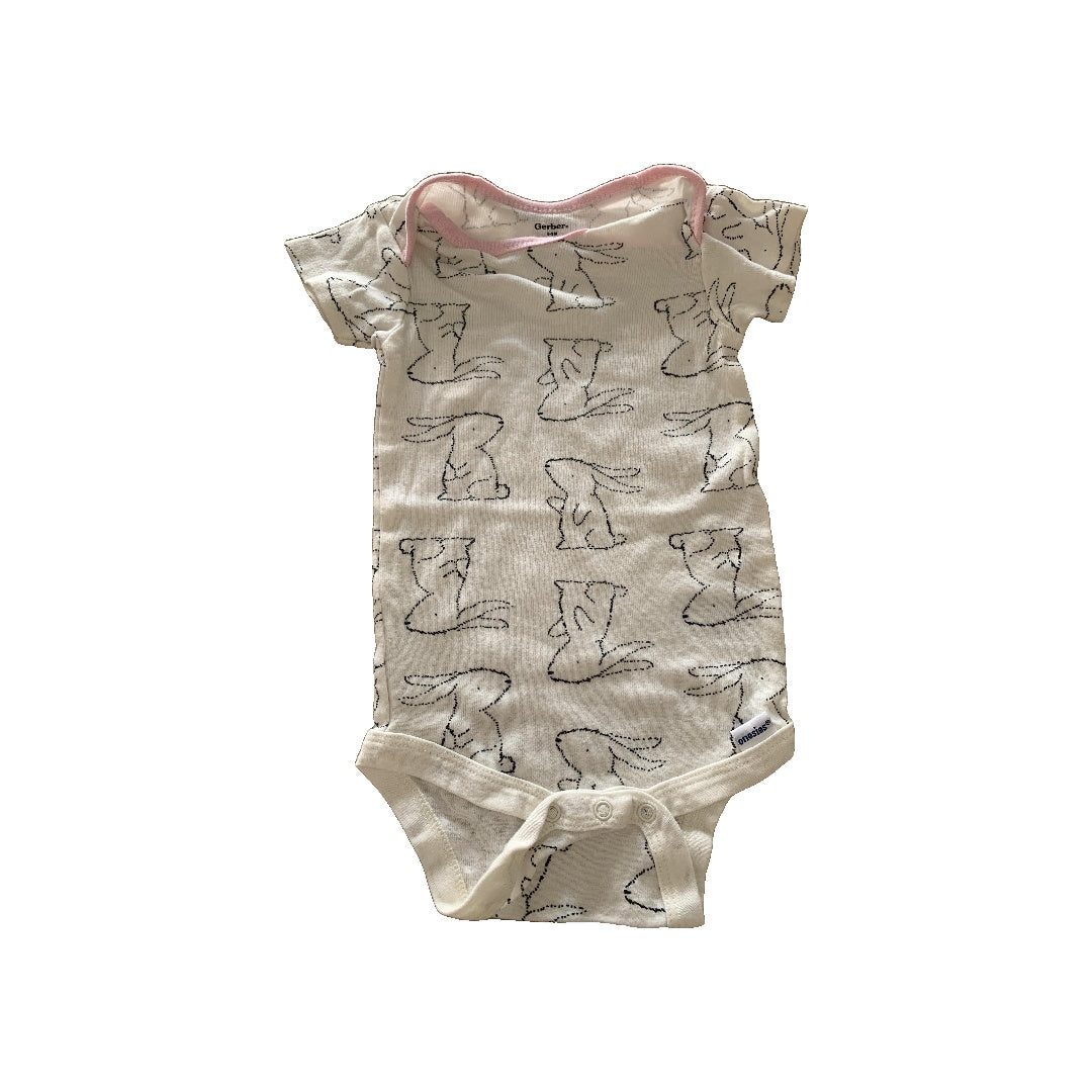 Gerber Childrenswear Girls Wool White | Grey | pink | animals Onesie Size: 6-9 months Wool White | Grey | pink | animals