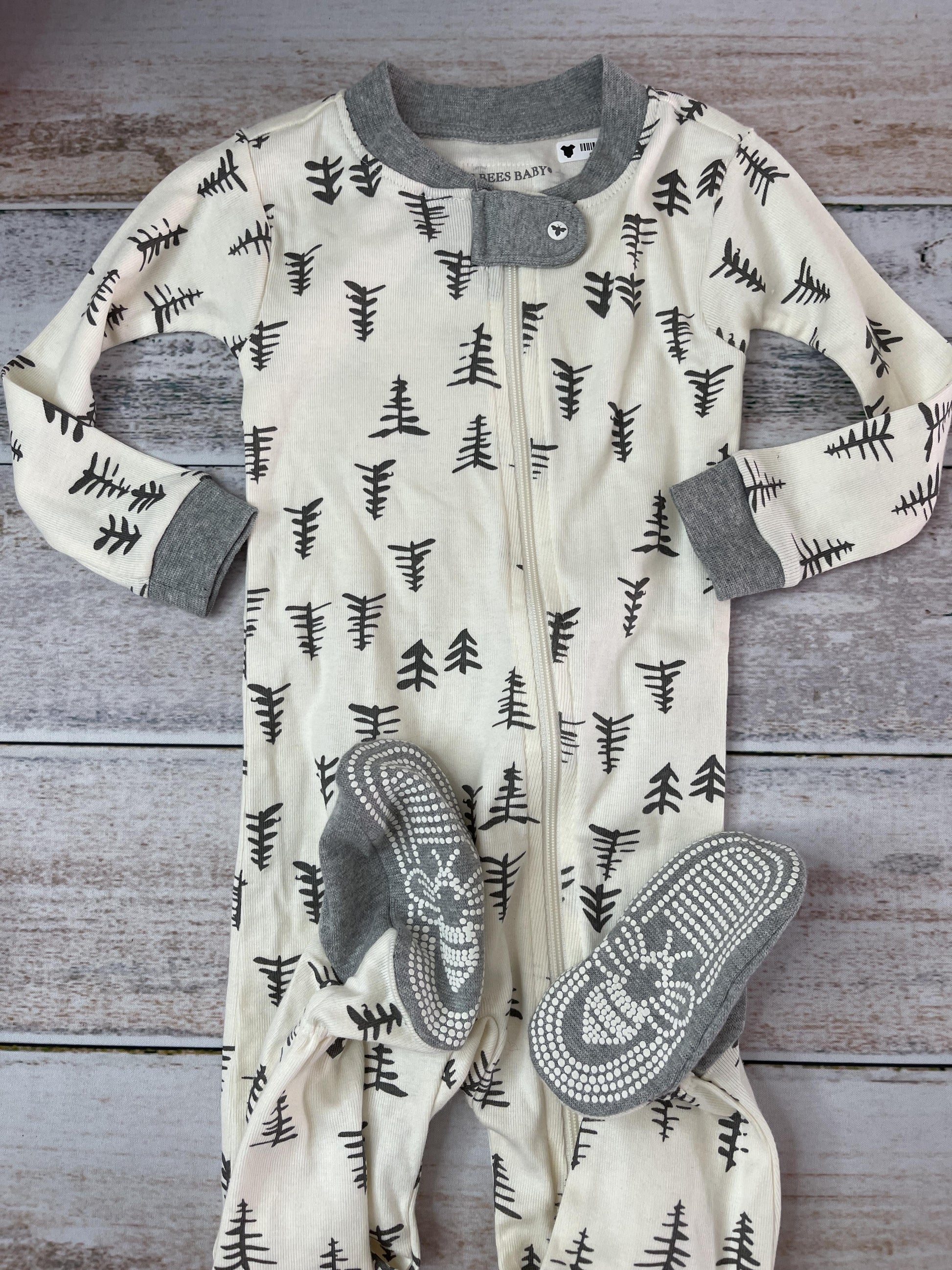 Burt's Bees Boys Wool White | Grey Pajamas Size: 12 months Wool White | Grey