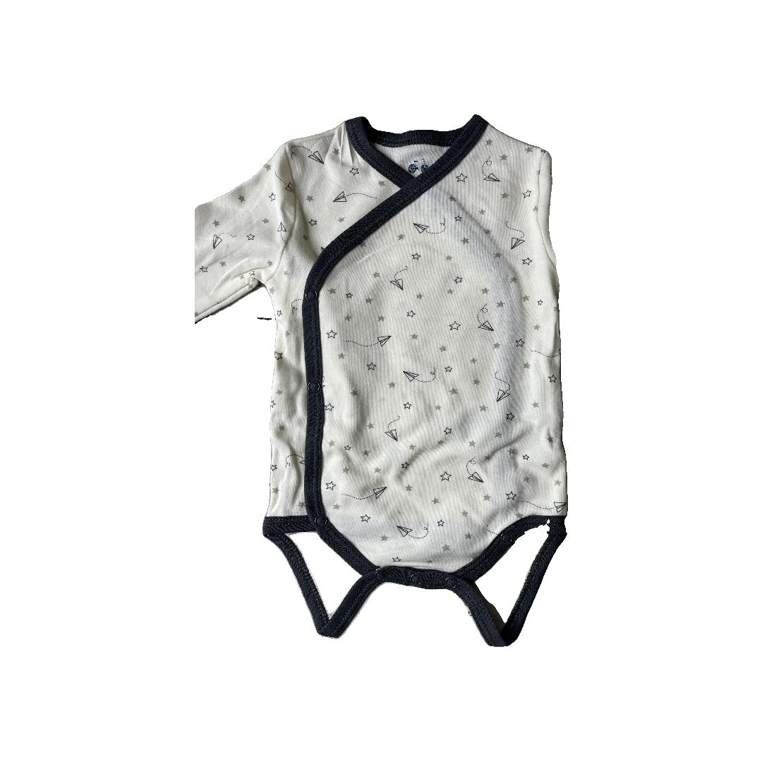 asher and olivia Boys Wool White | White | Grey Onesie Size: 3-6 months Wool White | White | Grey