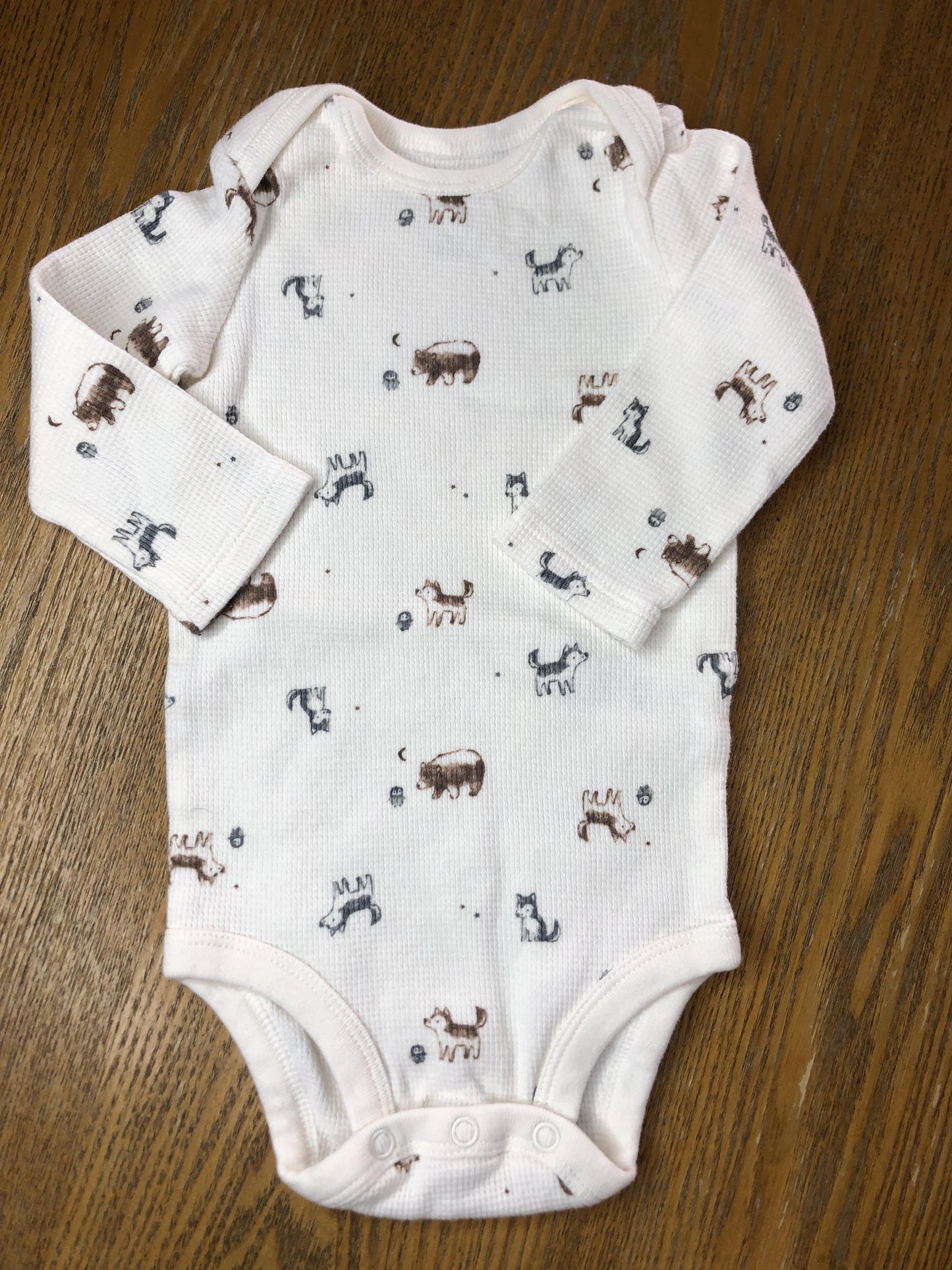 Carters Unisex Wool White Onesie Size: 3-6 months Wool White