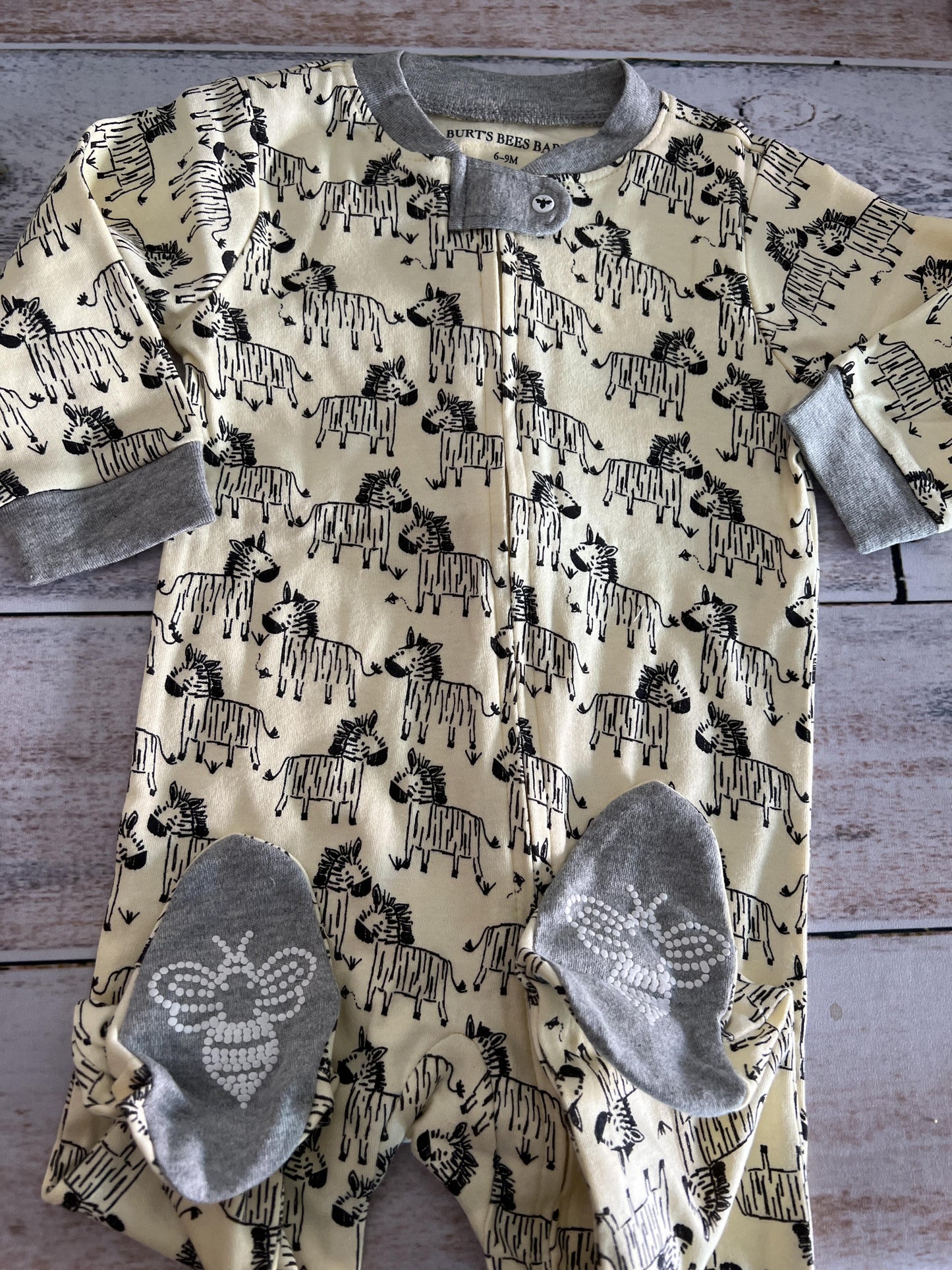 Burt's Bees Boys Yellow | animals Pajamas Size: 6-9 months Yellow | animals