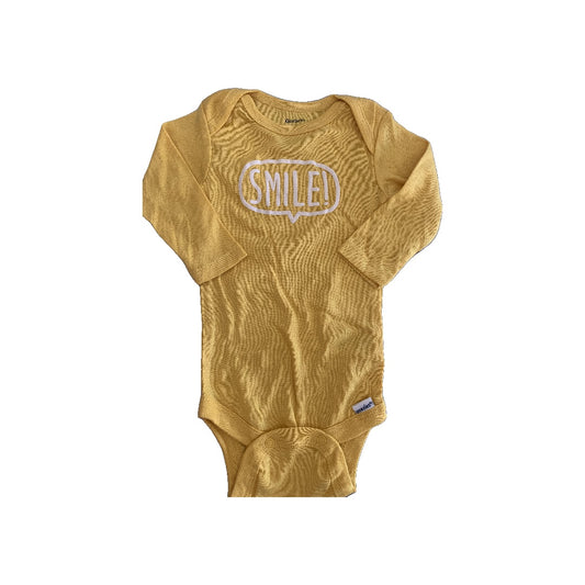 Gerber organic Boys Yellow | Graphic Onesie Size: 0-3 months Yellow | Graphic