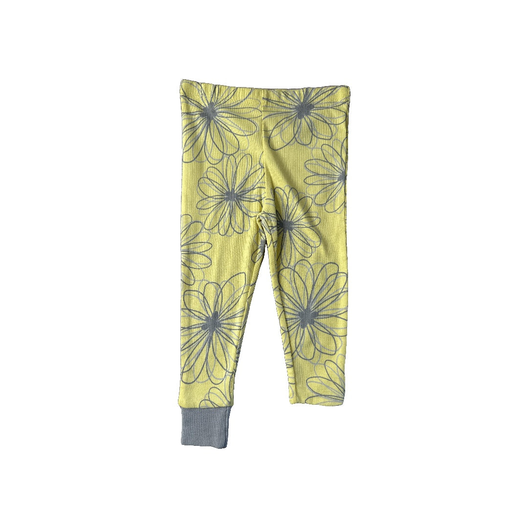 Girls Yellow | Grey Pajamas Size: 24 months Yellow | Grey