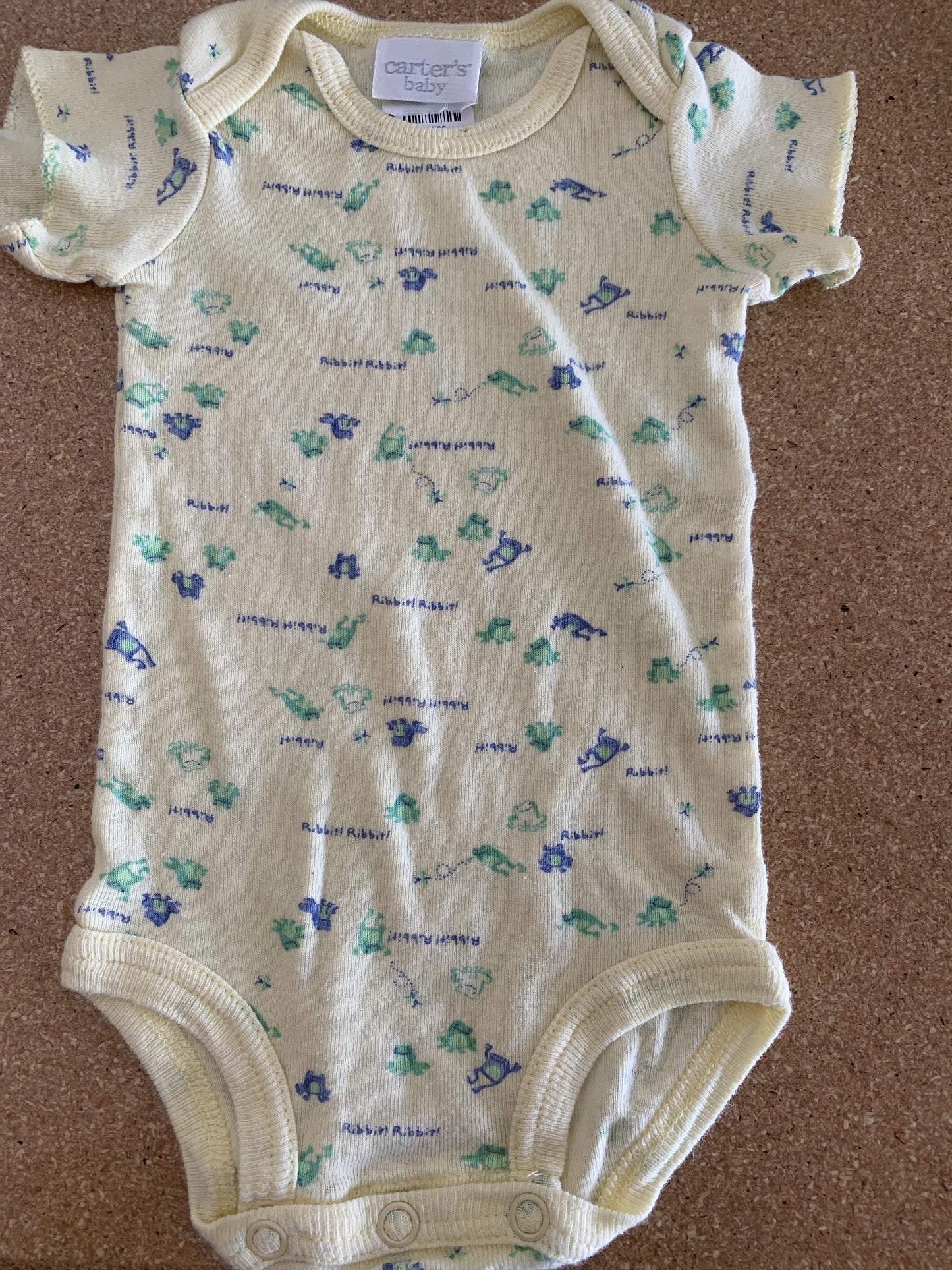 Boys Yellow | Light Blue | green Onesie Size: 0-3 months Yellow | Light Blue | green