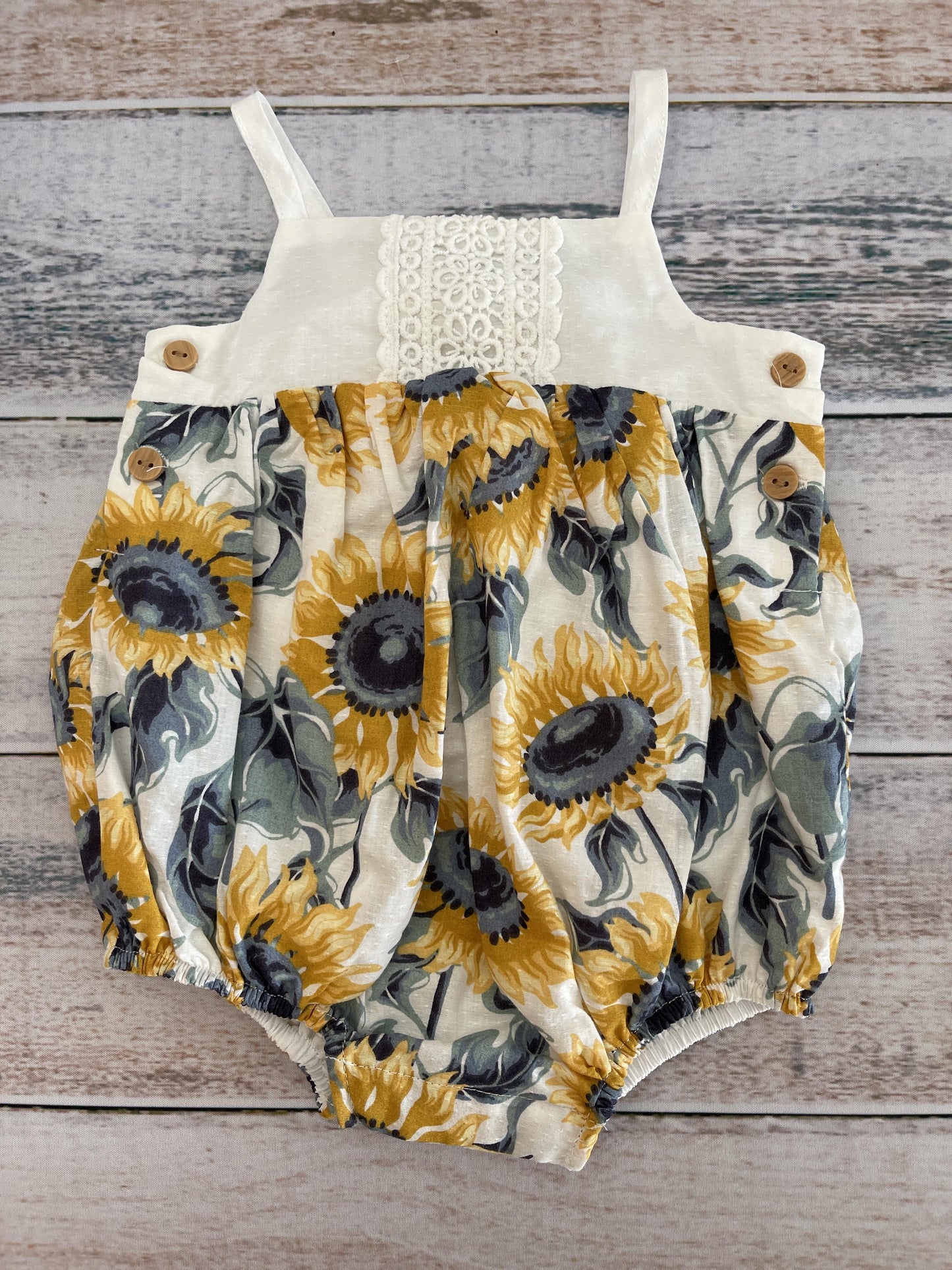 Tommy Bahama Girls Yellow | Light Blue Shirt Size: 6-9 months Yellow | Light Blue