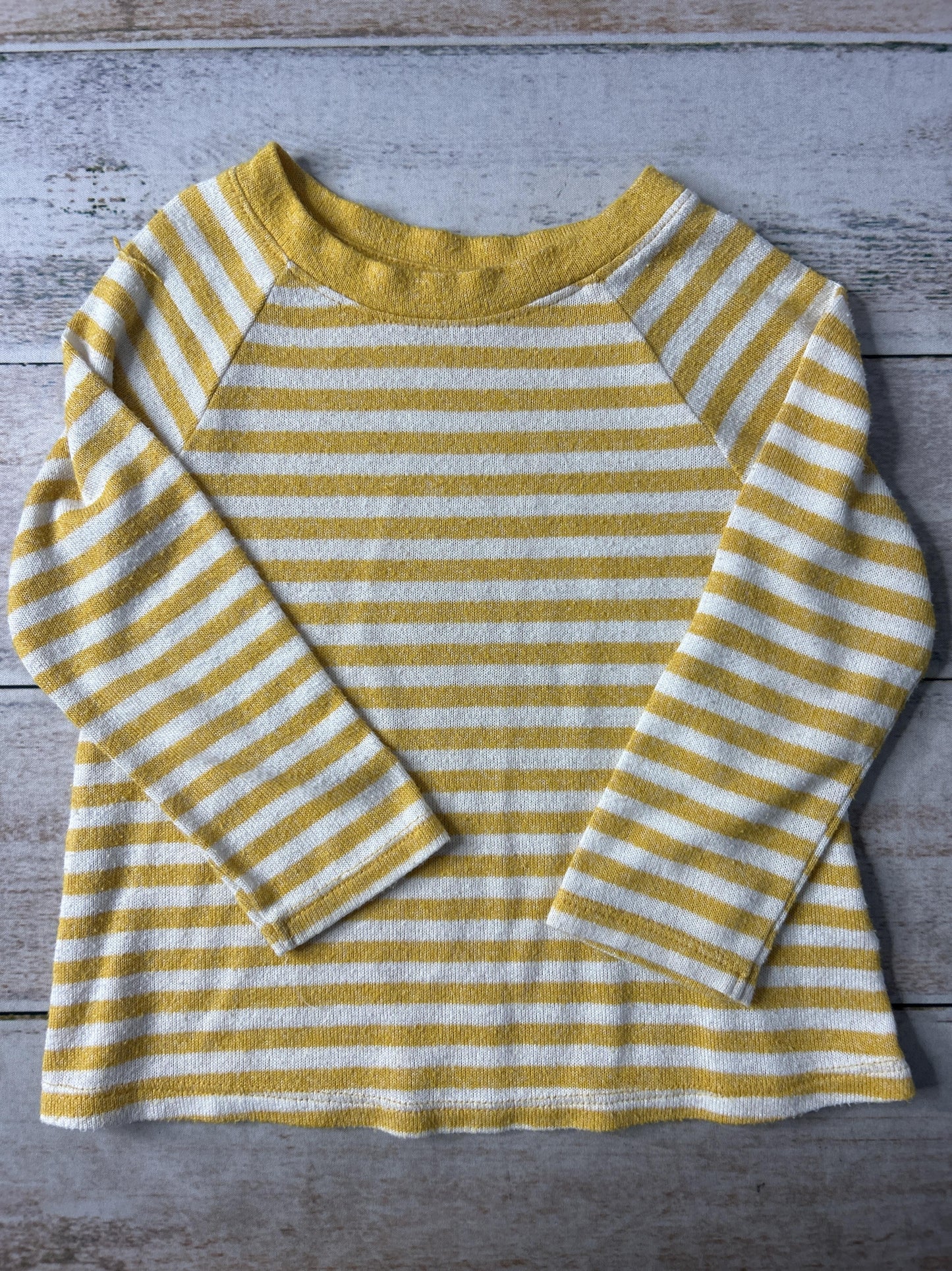 Unisex Yellow | White Shirt Size: 18 months Yellow | White