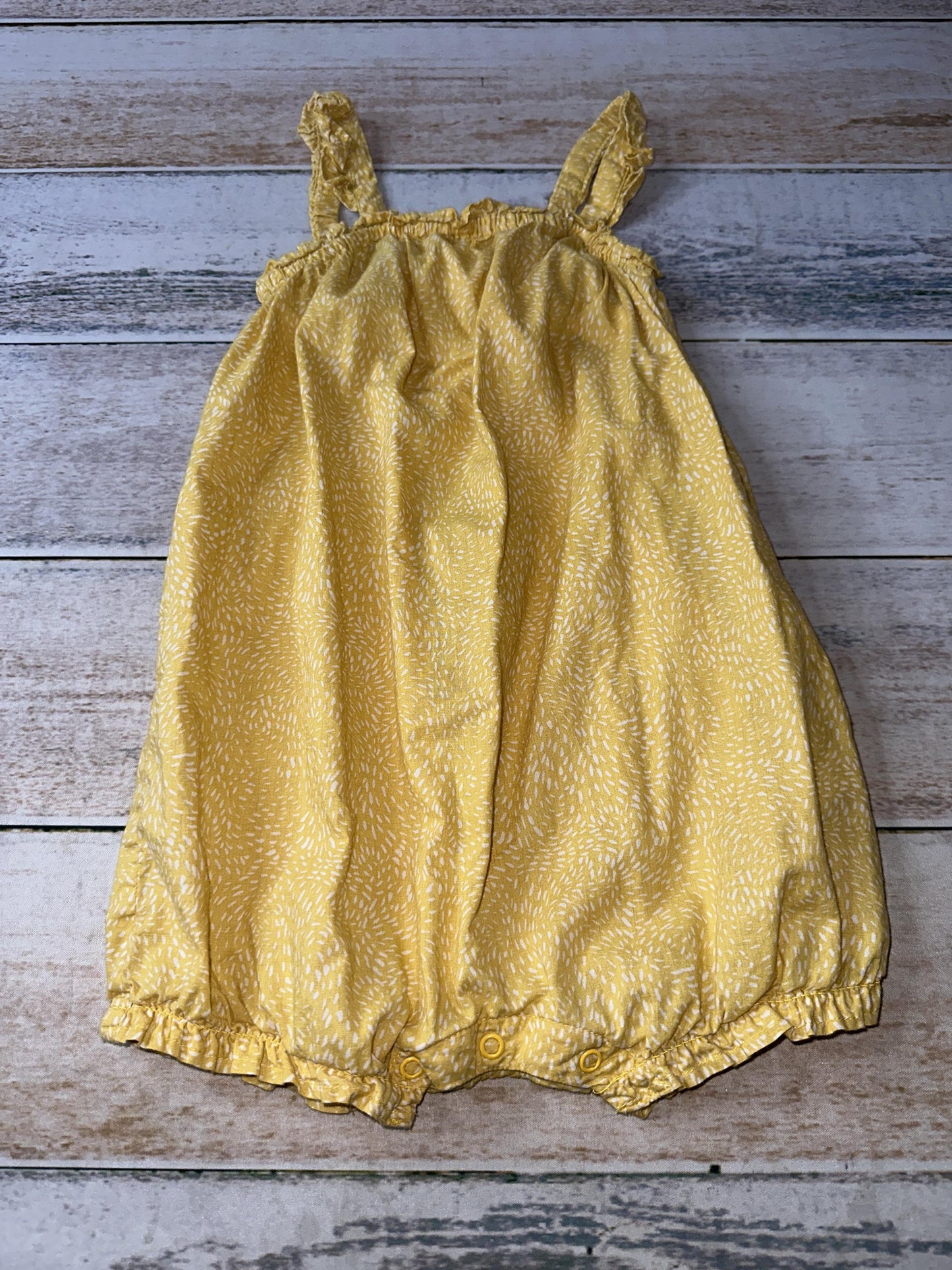 H&M Girls Yellow | White Jumper Size: 18-24 months Yellow | White