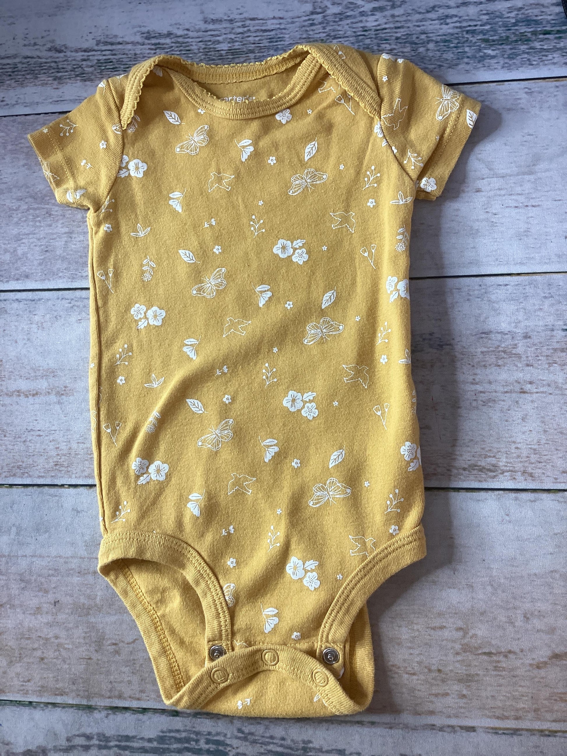 Girls Yellow Button Down Short Sleeve Size: 9-Jun Yellow