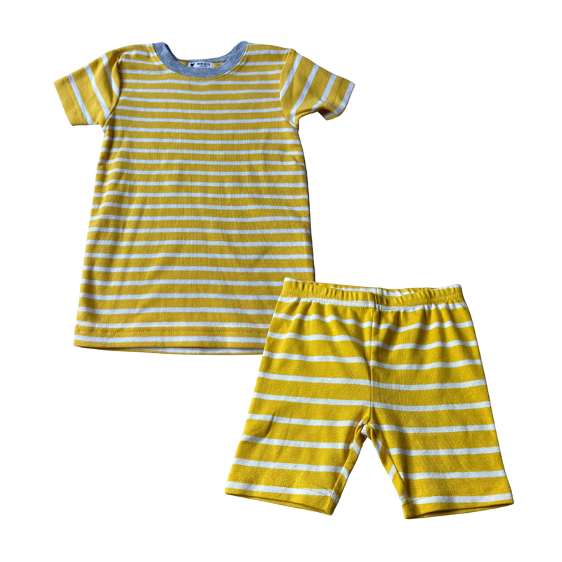 Carters Boys Yellow 2-piece Pajamas Size: 18-24 months Yellow