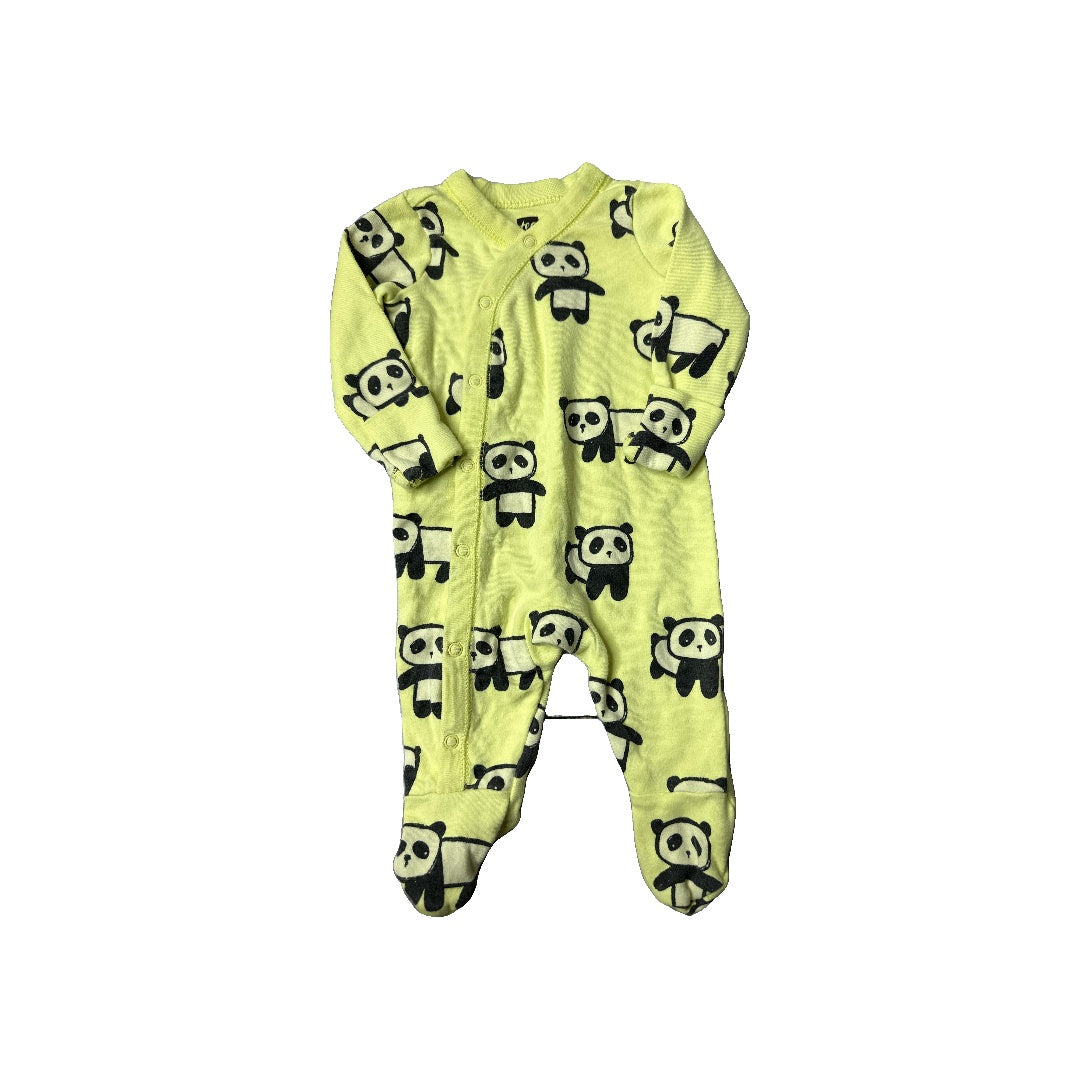 Tea Unisex Yellow Pajamas Size: Newborn Yellow