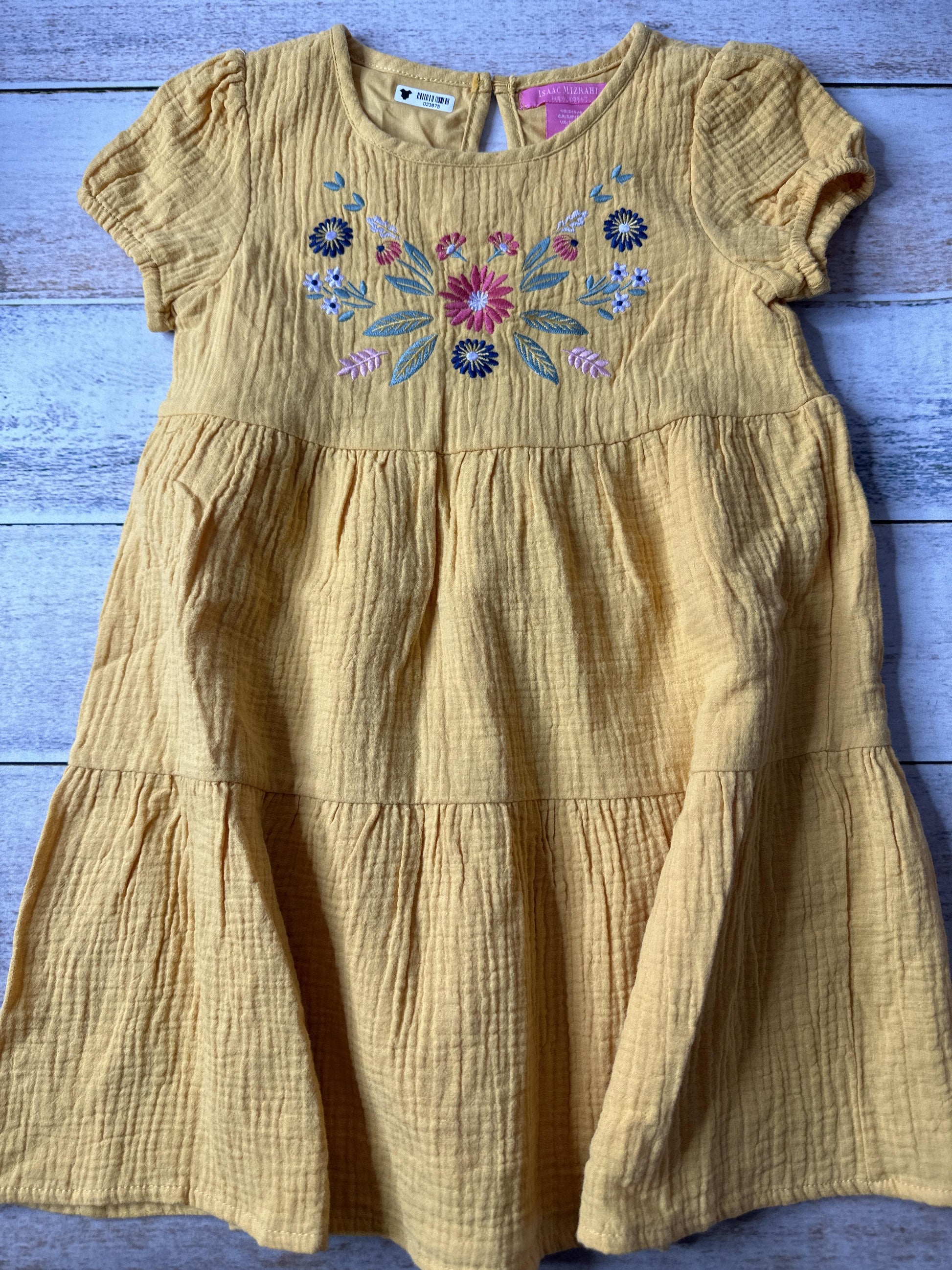 Isaac Mizrahi Girls Yellow Dress Size: 5-6 Years Yellow