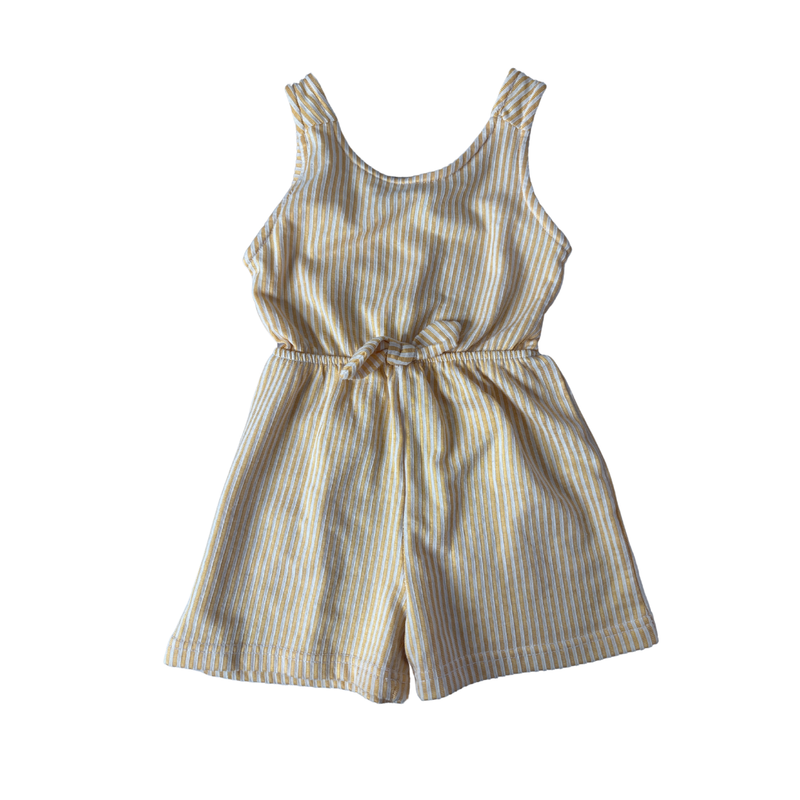 Vince Camuto Girls Yellow Jumper Size: 5T Yellow